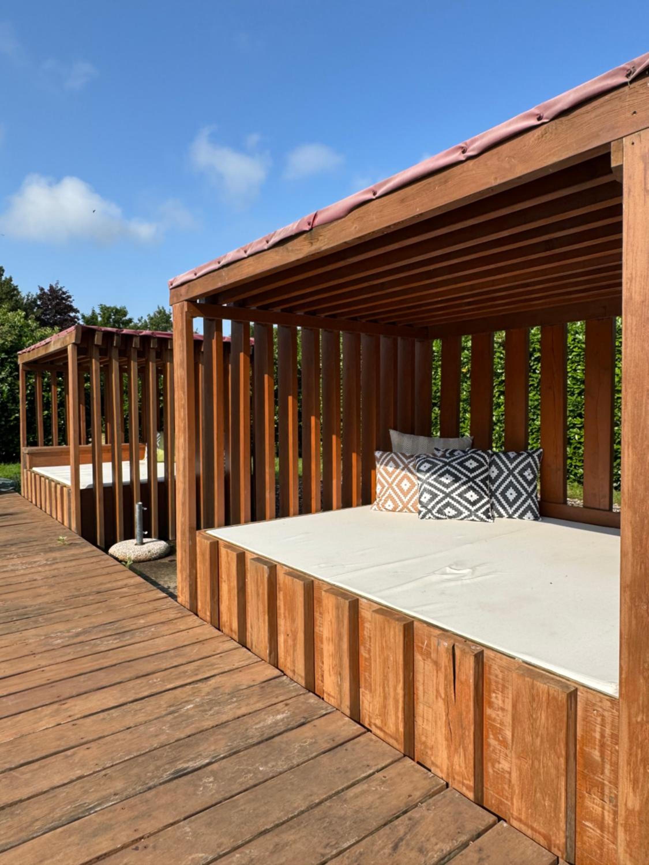 One-Bedroom Apartment with Balcony - Photo 3