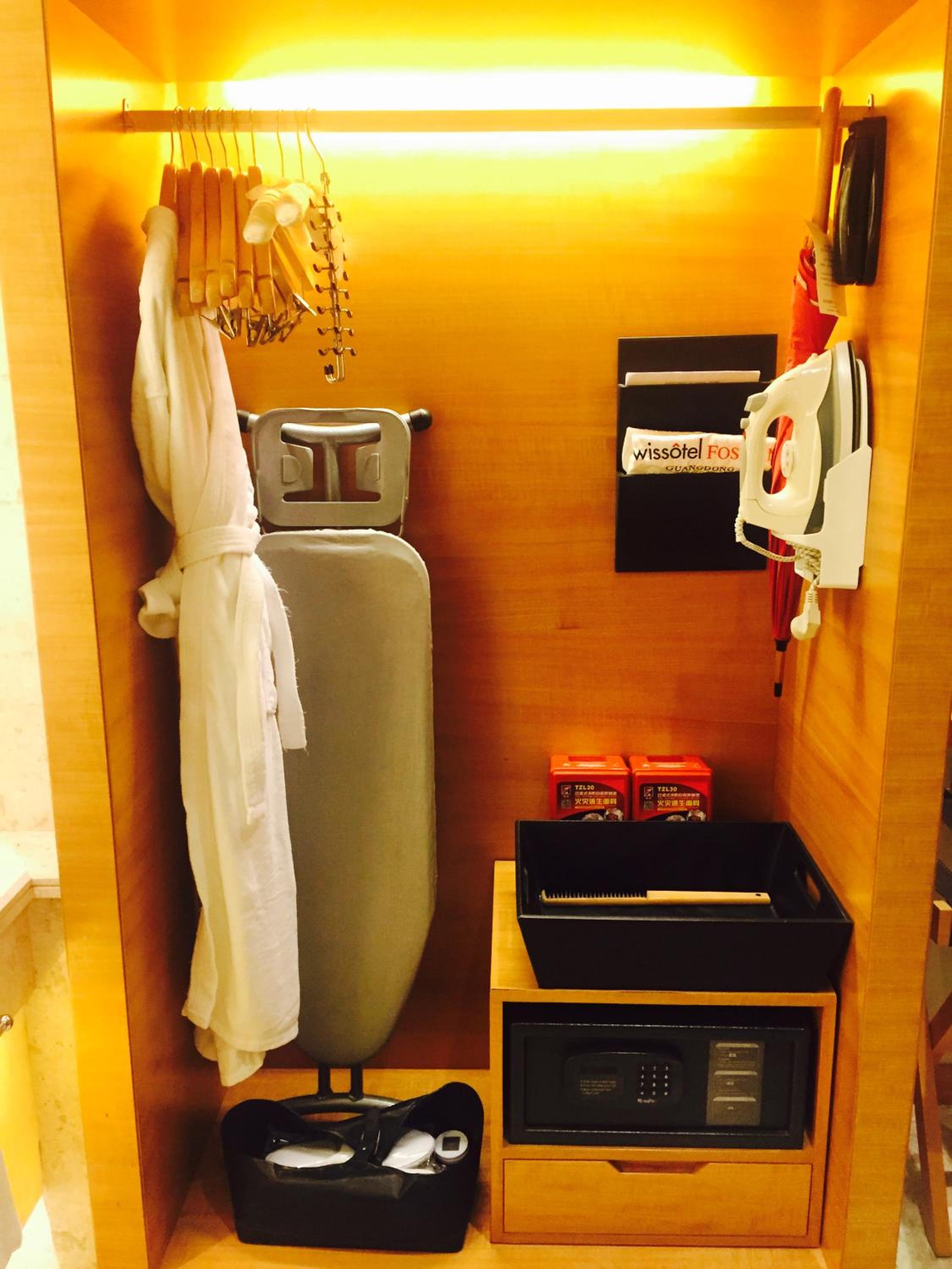 Premier King Bed Room - Photo 6