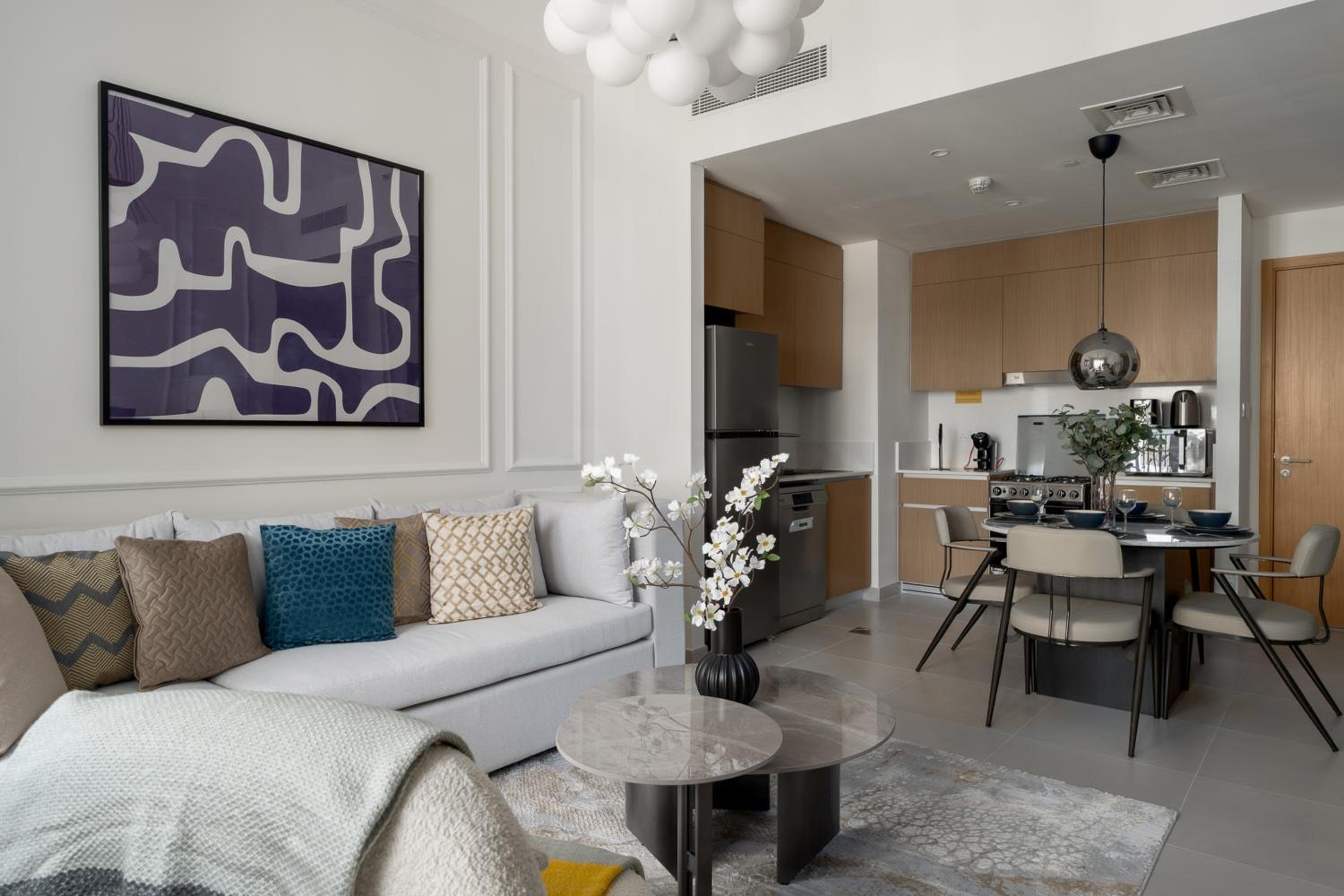 One-Bedroom Apartment with Balcony