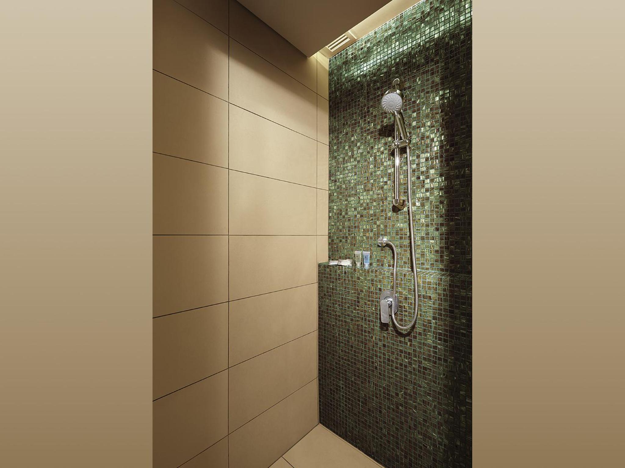 Premier Sea View - Photo 4