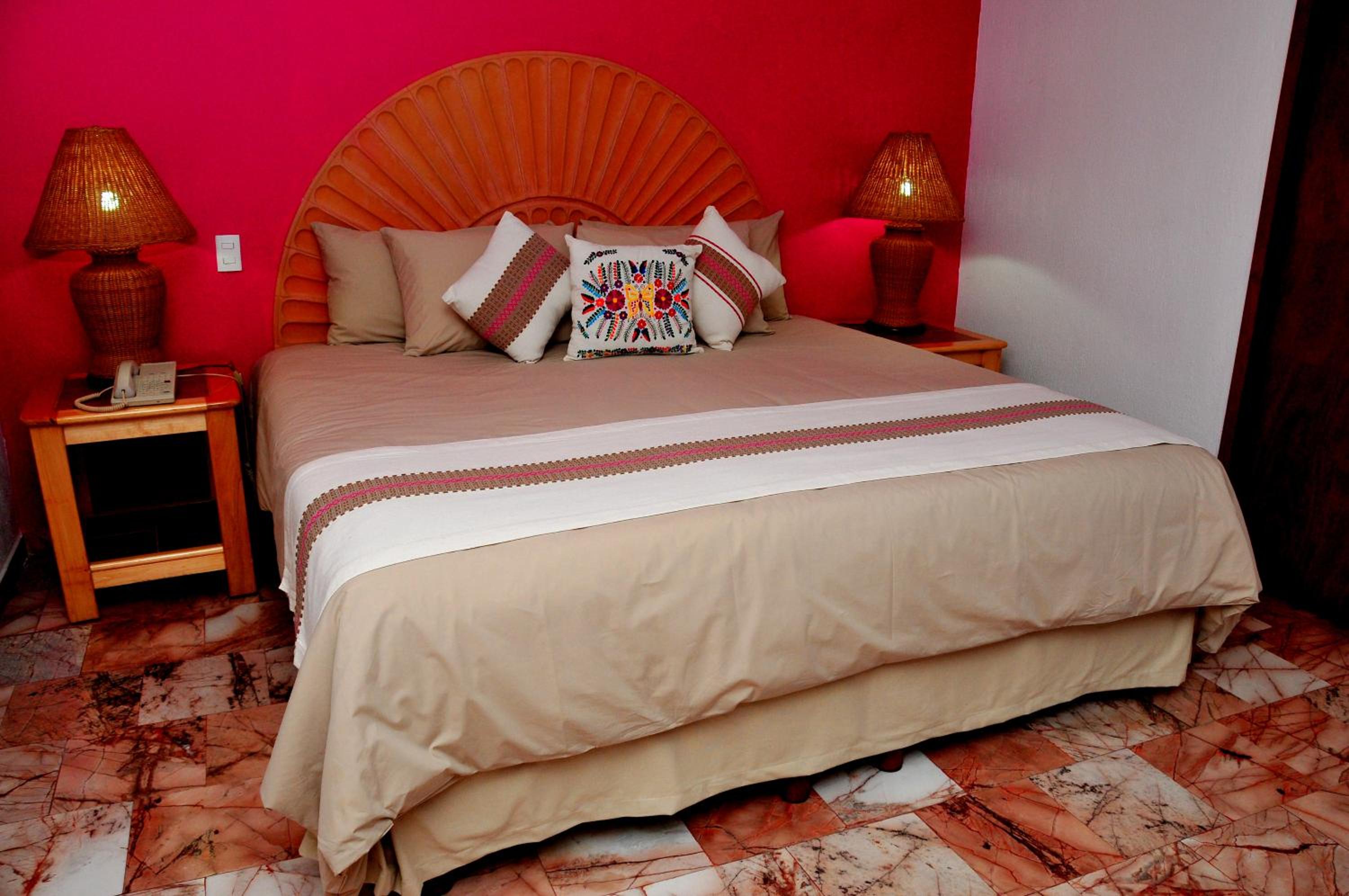 One Bedroom Ocean Front Suite