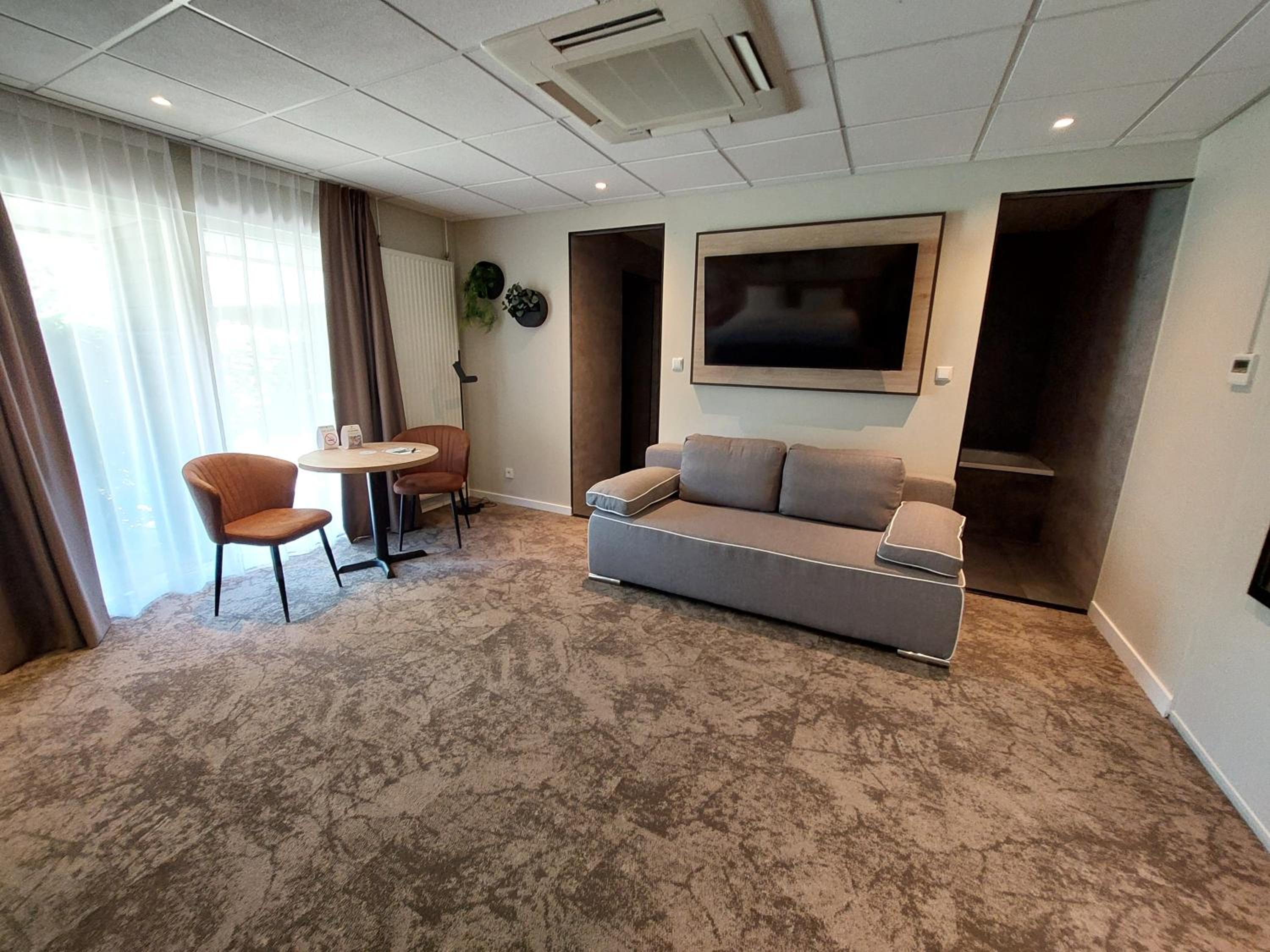 Superior Double Room - Photo 4