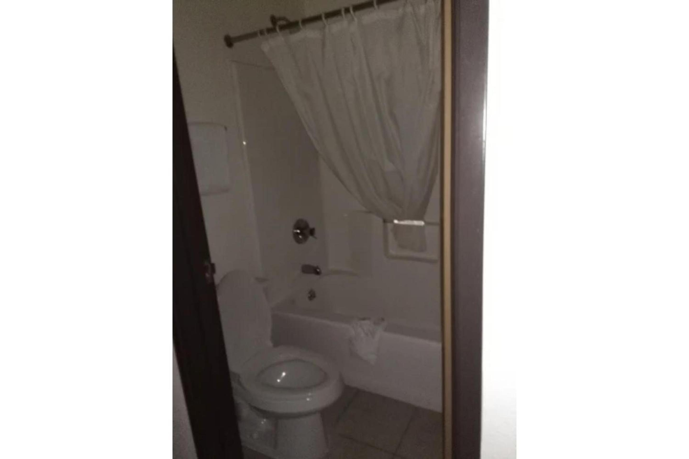 Capital O Amerihost Inn and Suites Mexico Hwy 54 MO, 사진 4
