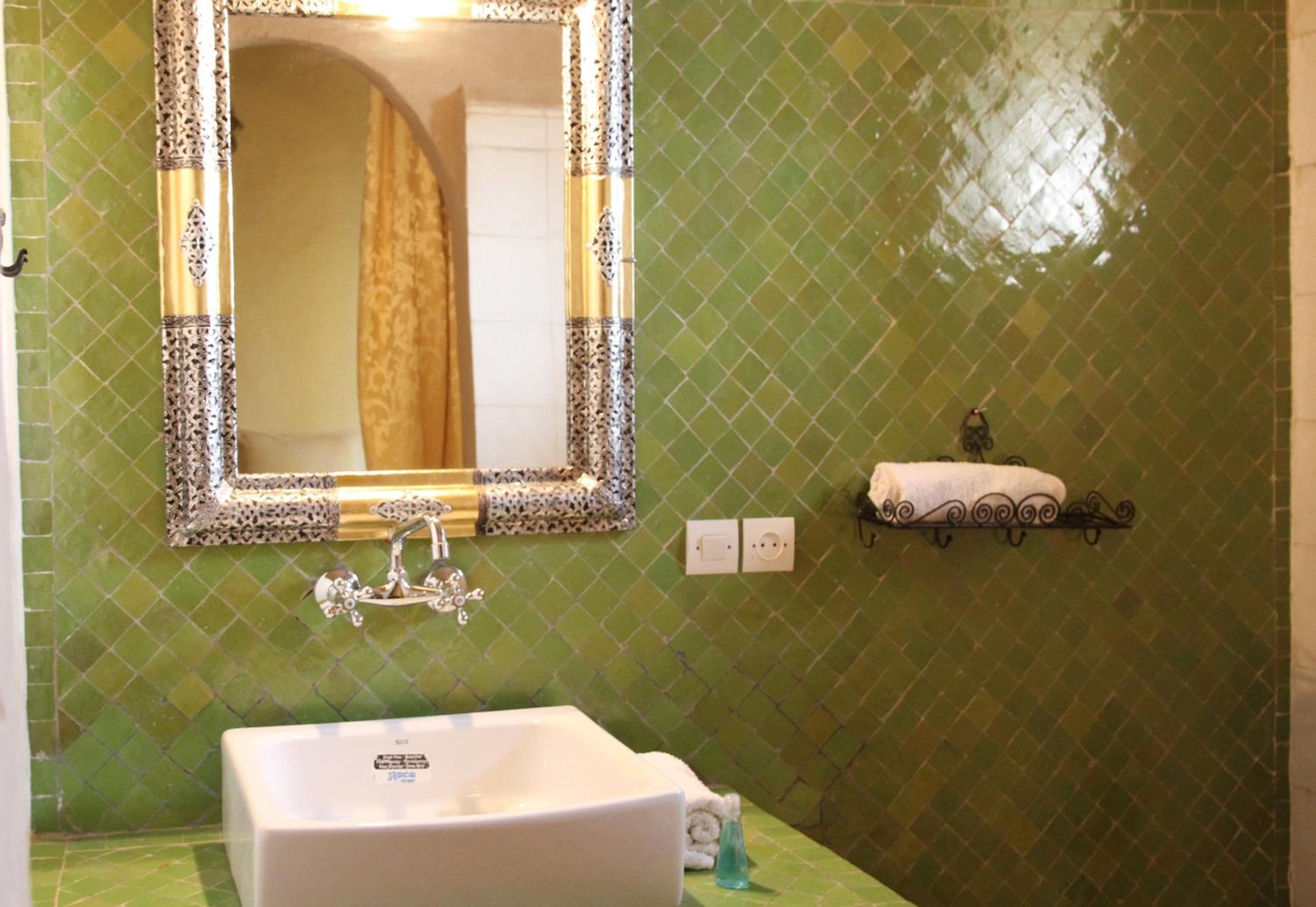 Double Room - Photo 9
