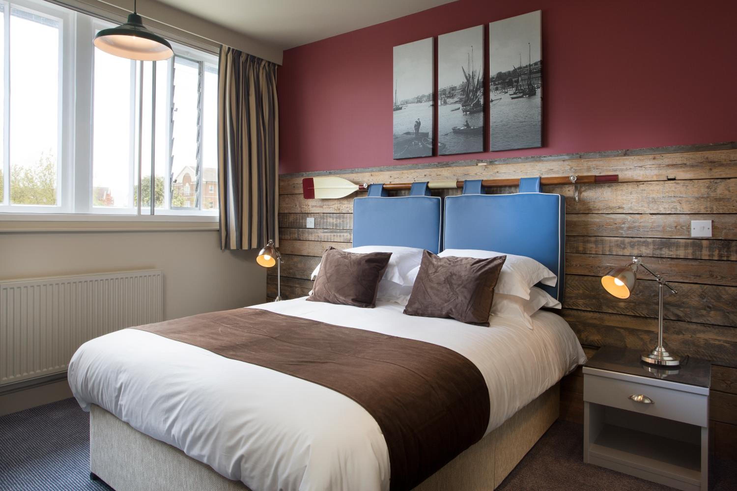 Double Room - Photo 2