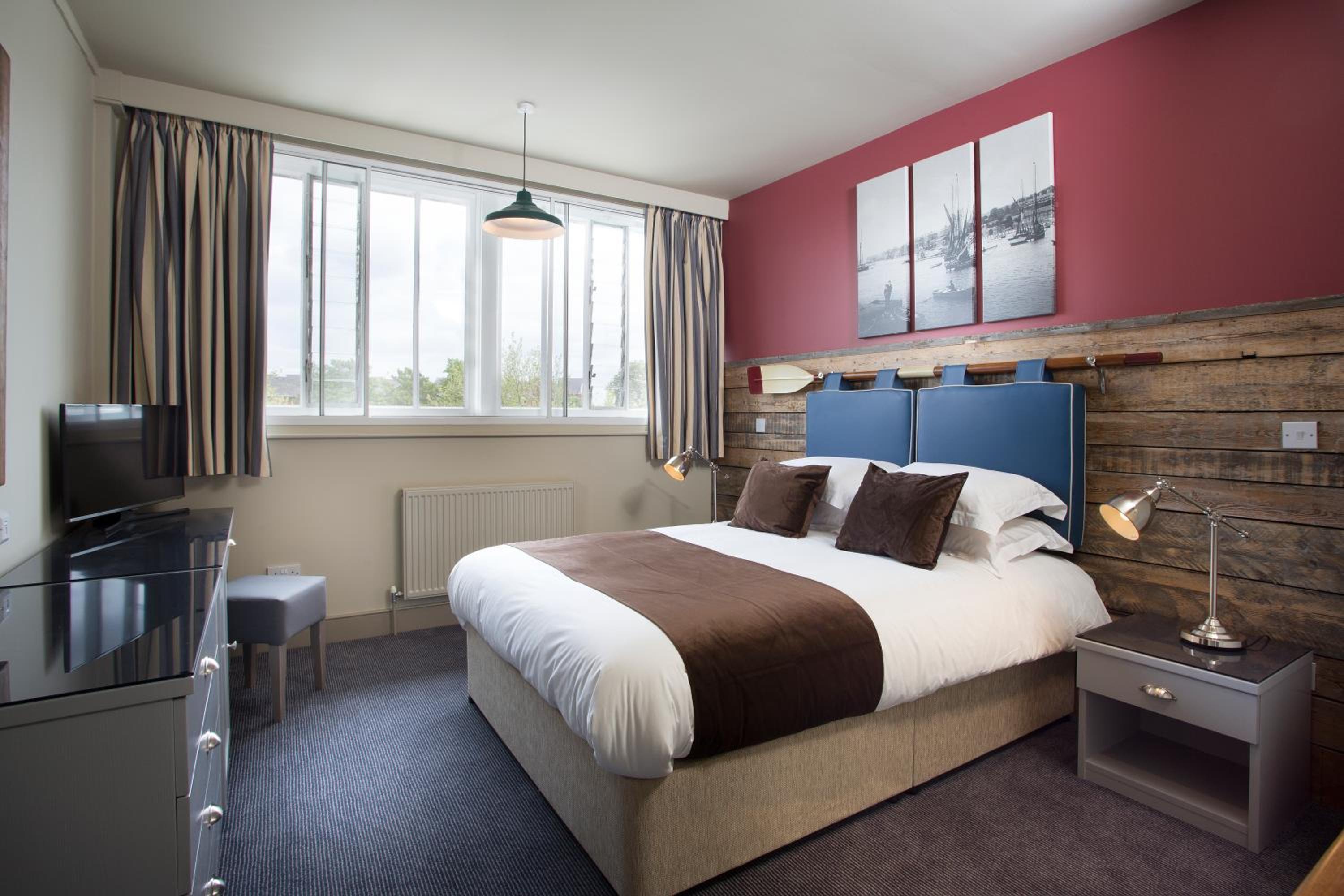 Double Room - Photo 5