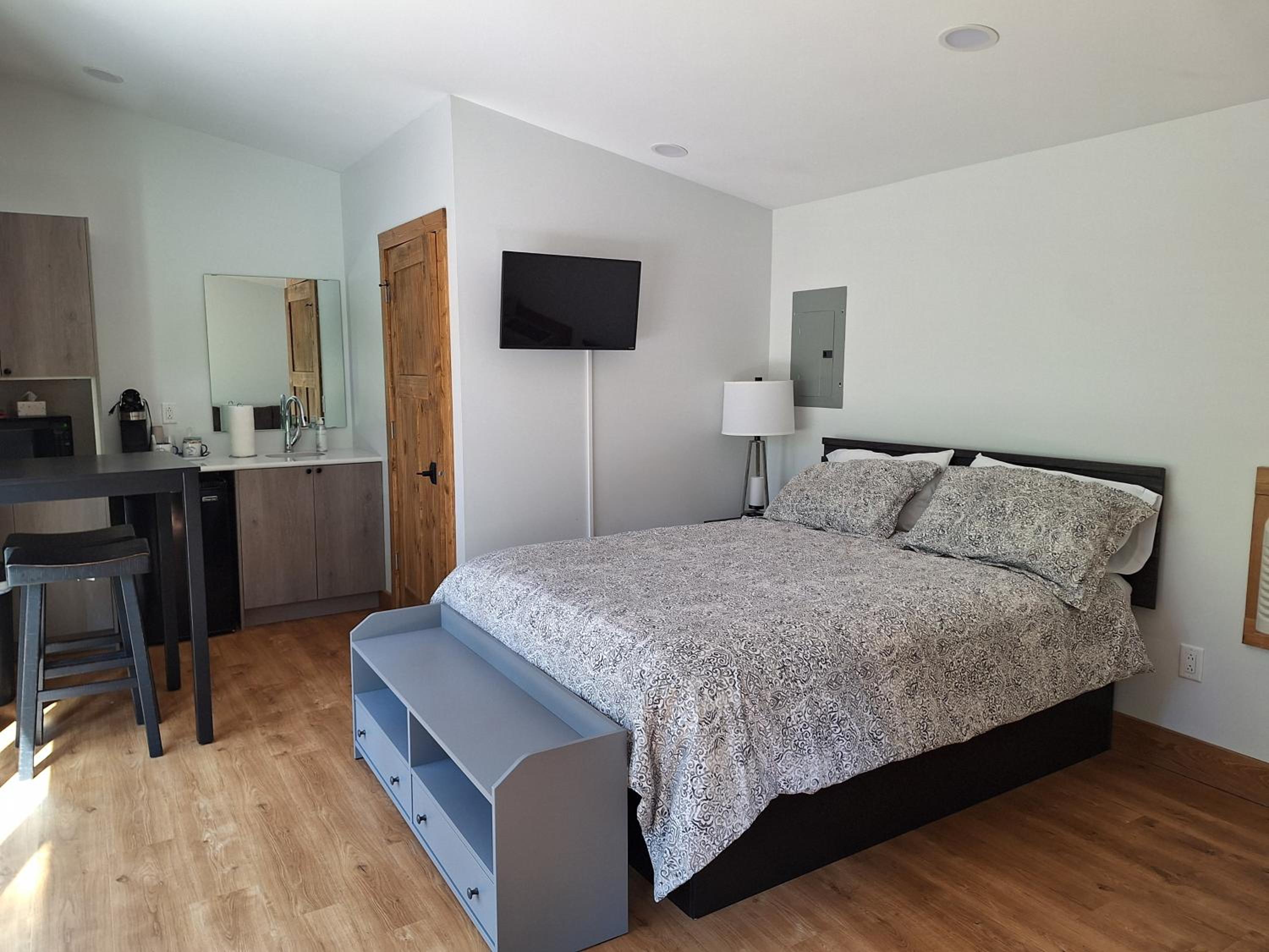 Standard Queen Room photo 1