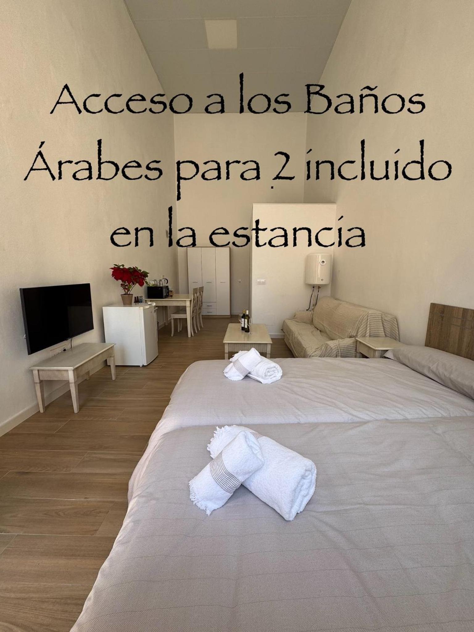 Studio Apartment with One Double Bed