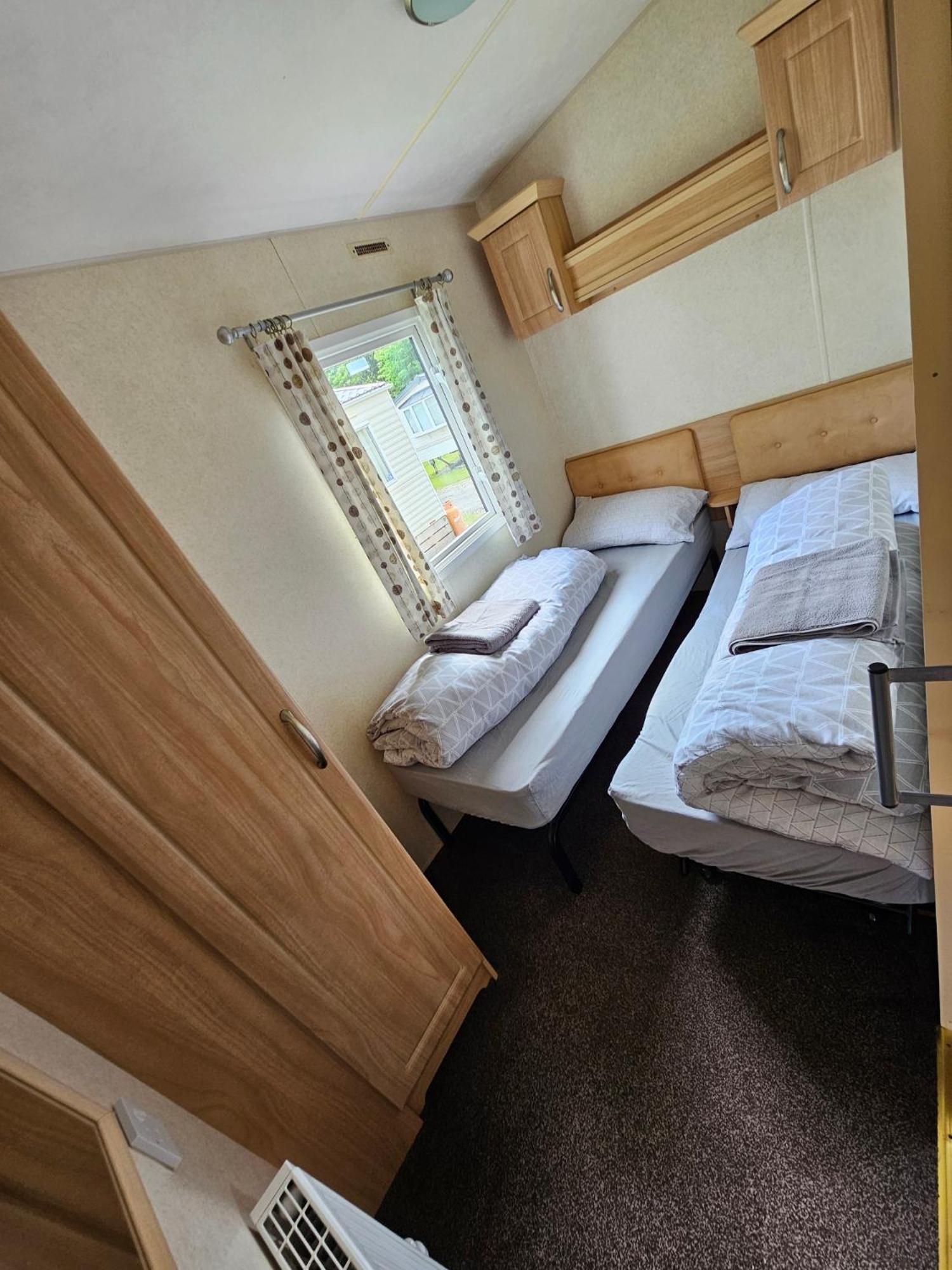 Two-Bedroom Holiday Home Wheelchair friendly DOGS ALLOWED photo 3