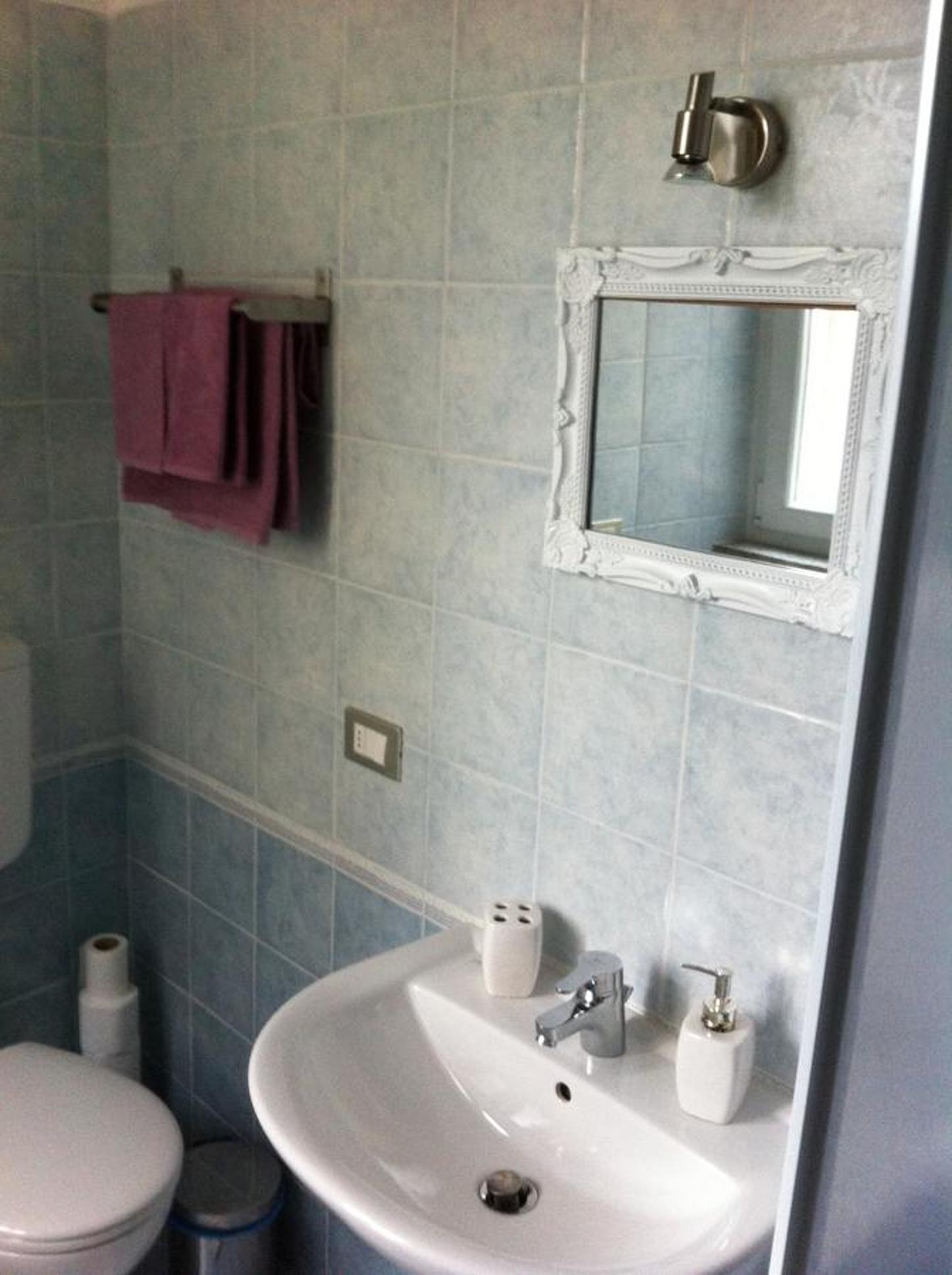Double Room - Photo 3