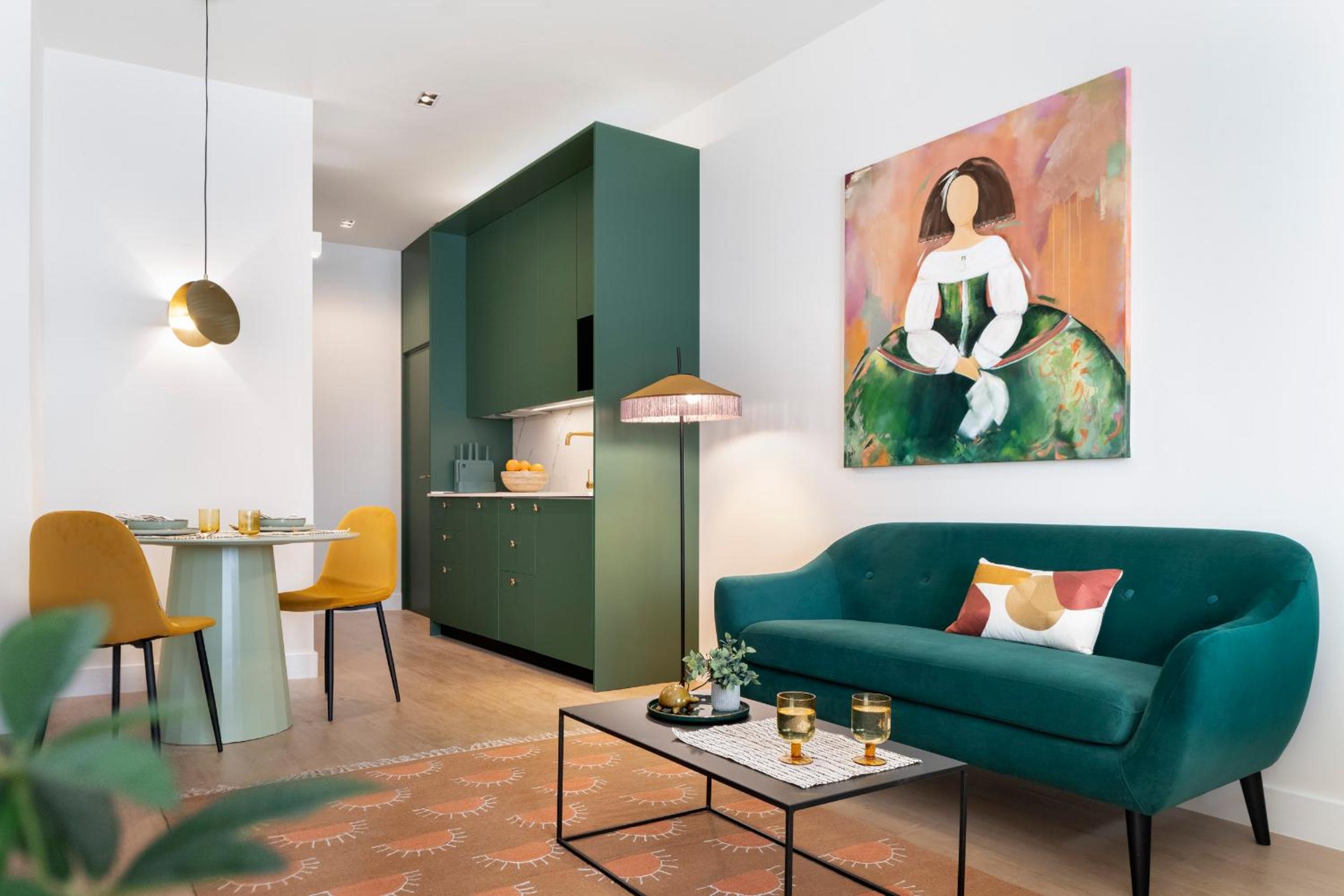 Studio Apartment