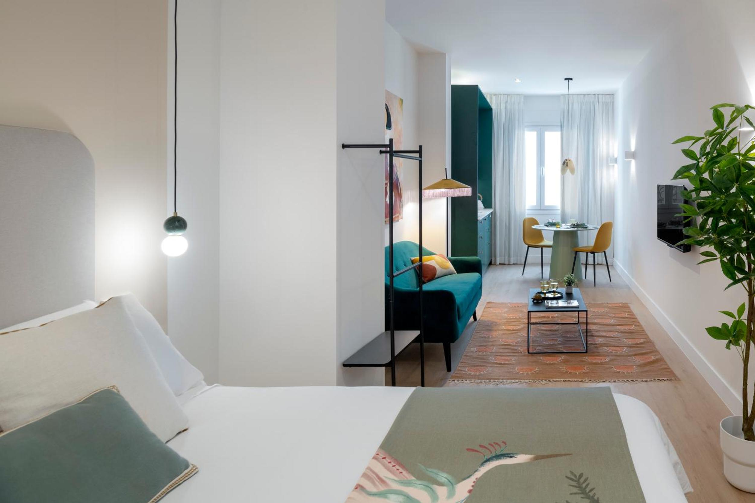 Studio Apartment