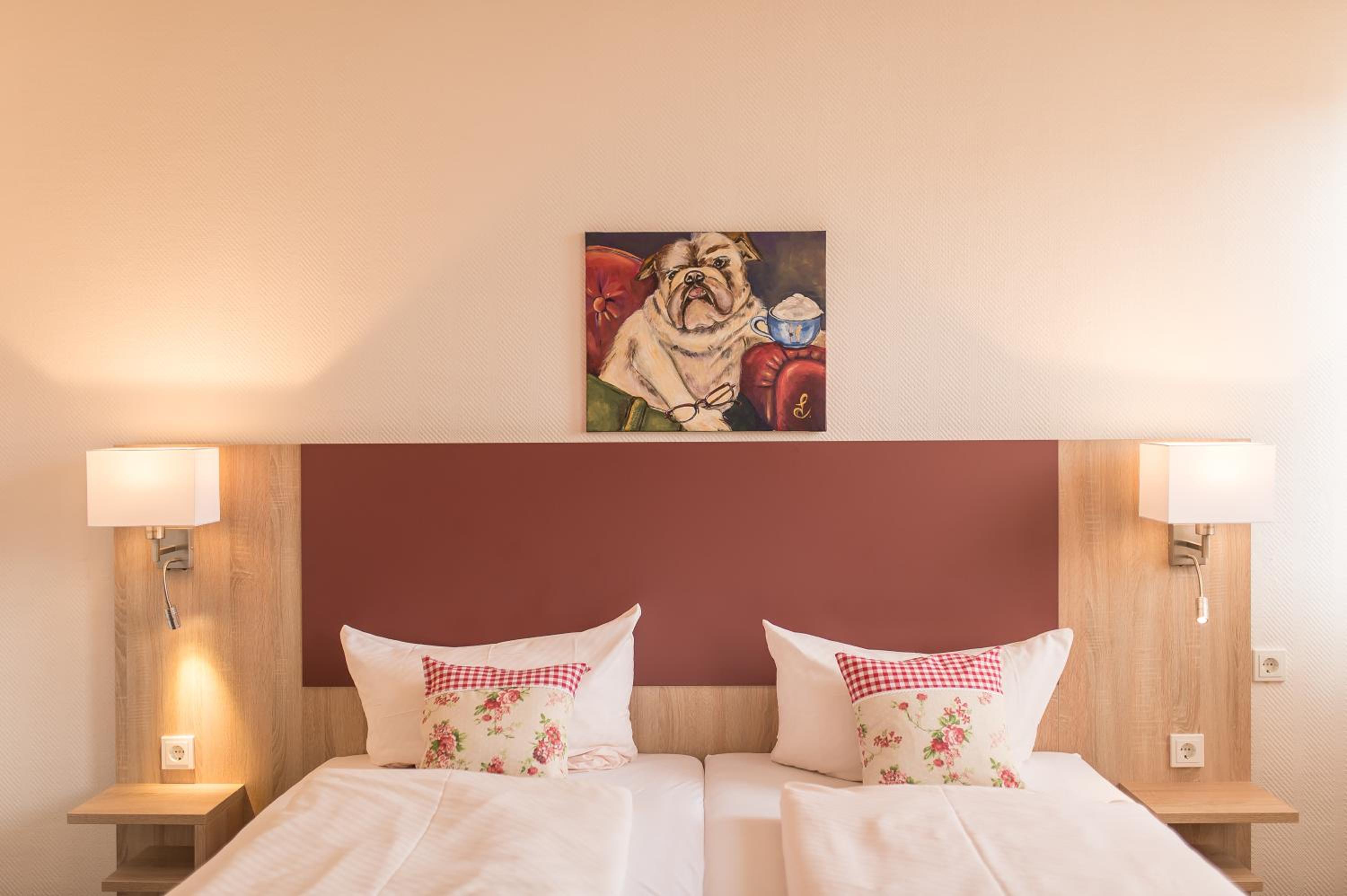 Double Room - Photo 7