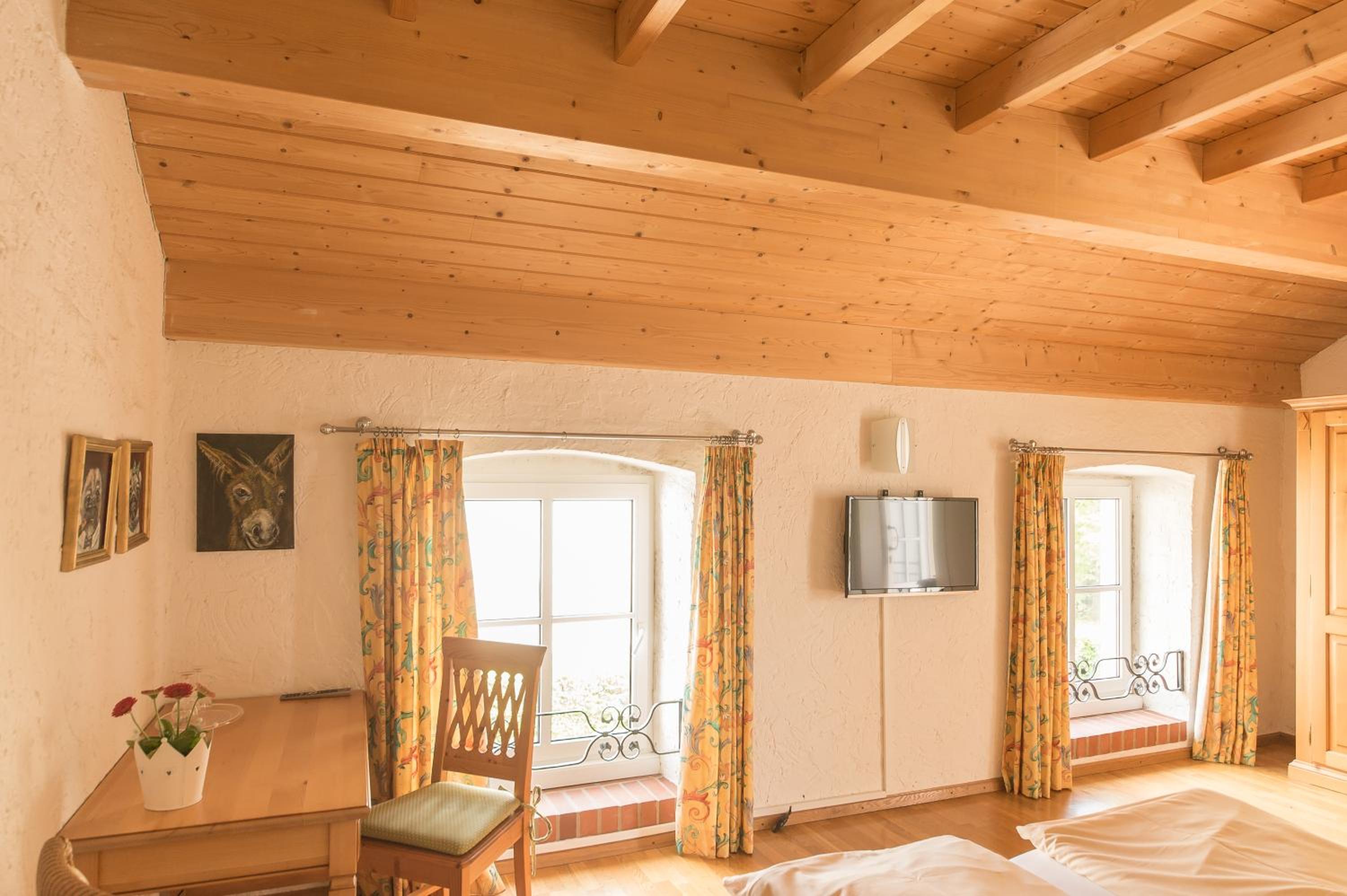 Double Room - Photo 10