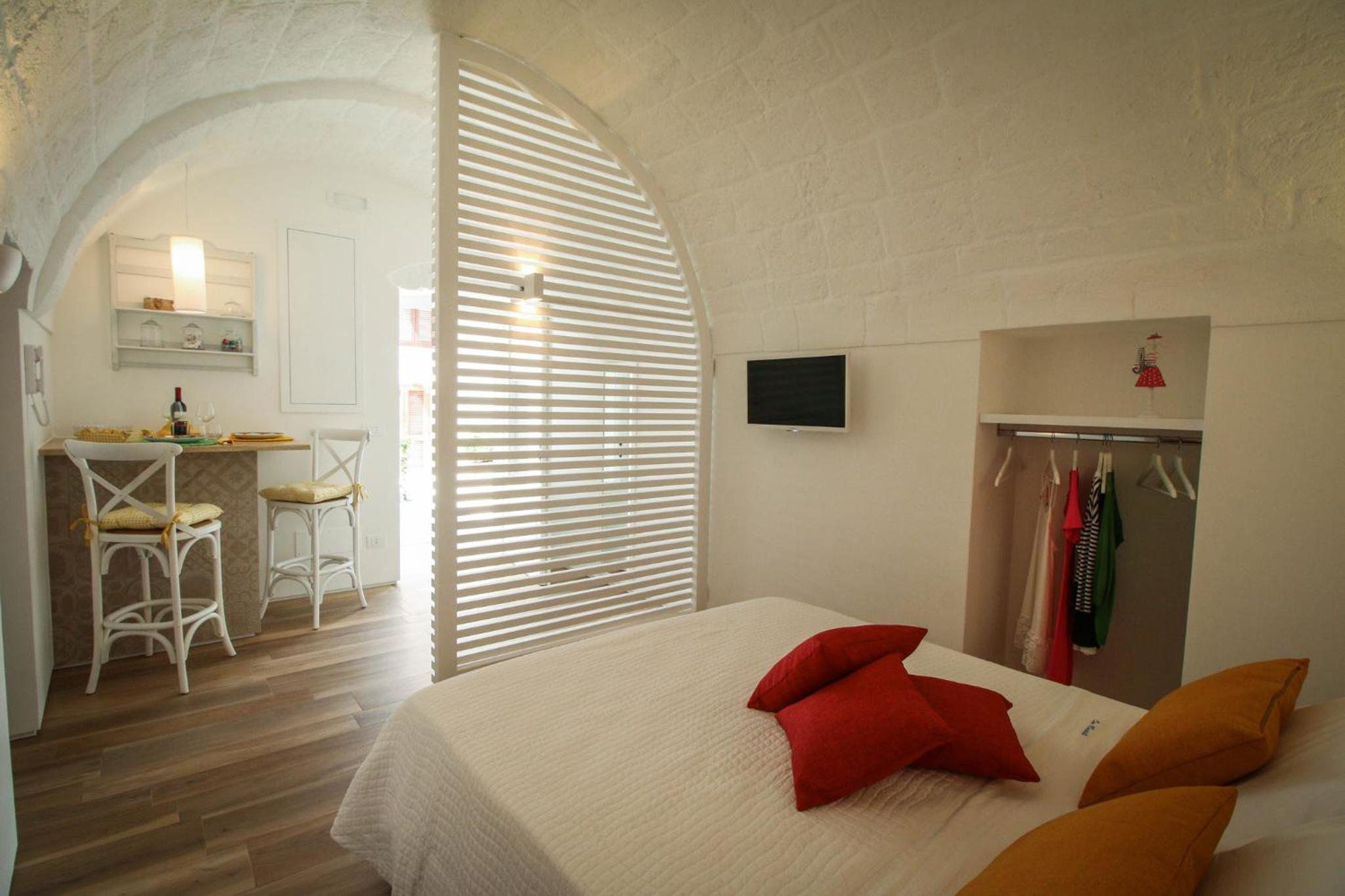 One-Bedroom House photo 1