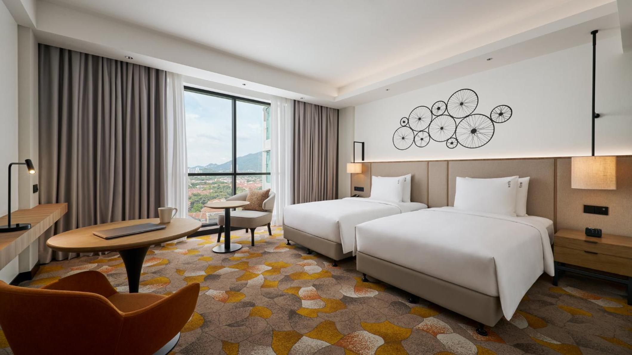 Twin Suite with Kitchenette