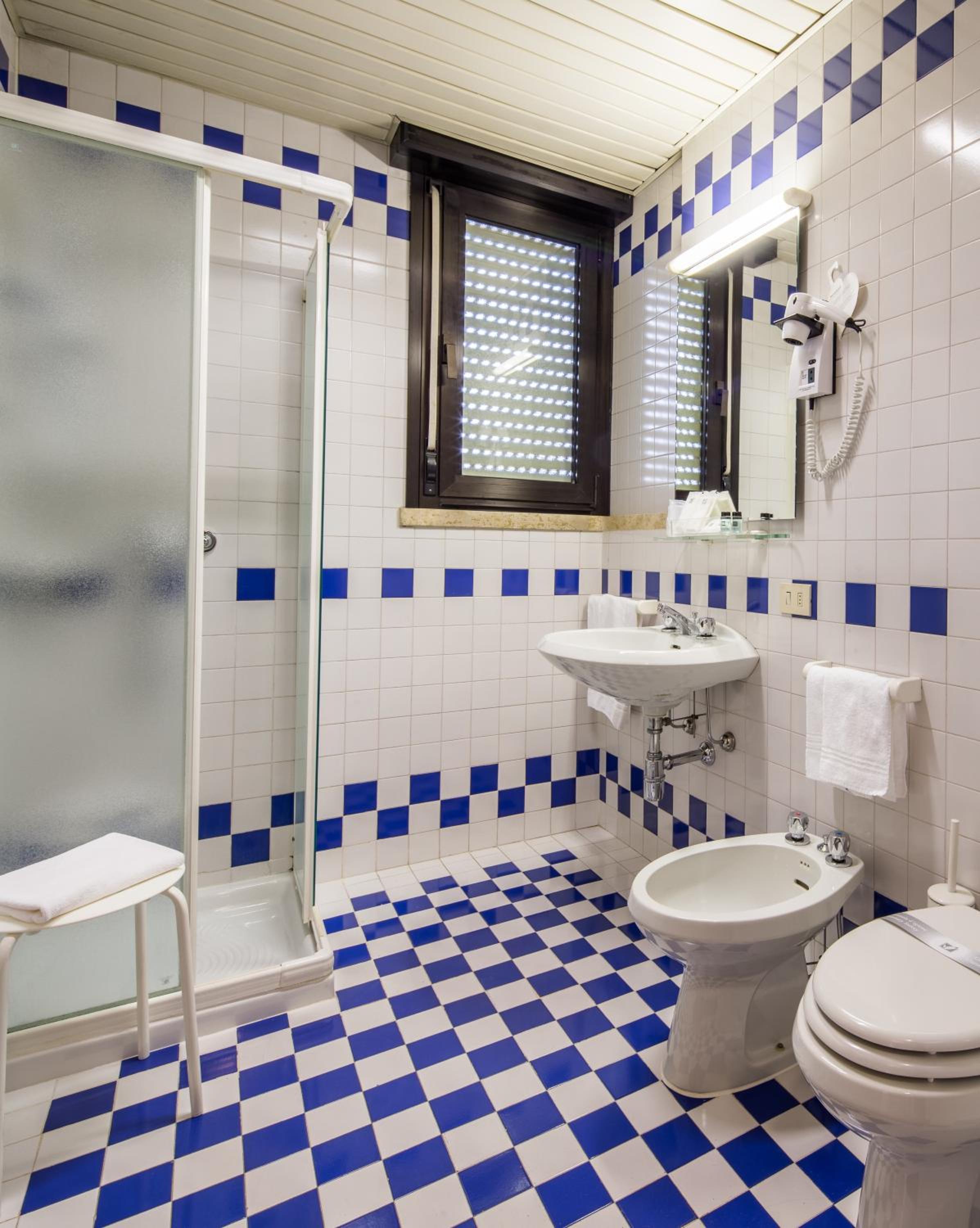 Classic Double Room - Photo 2