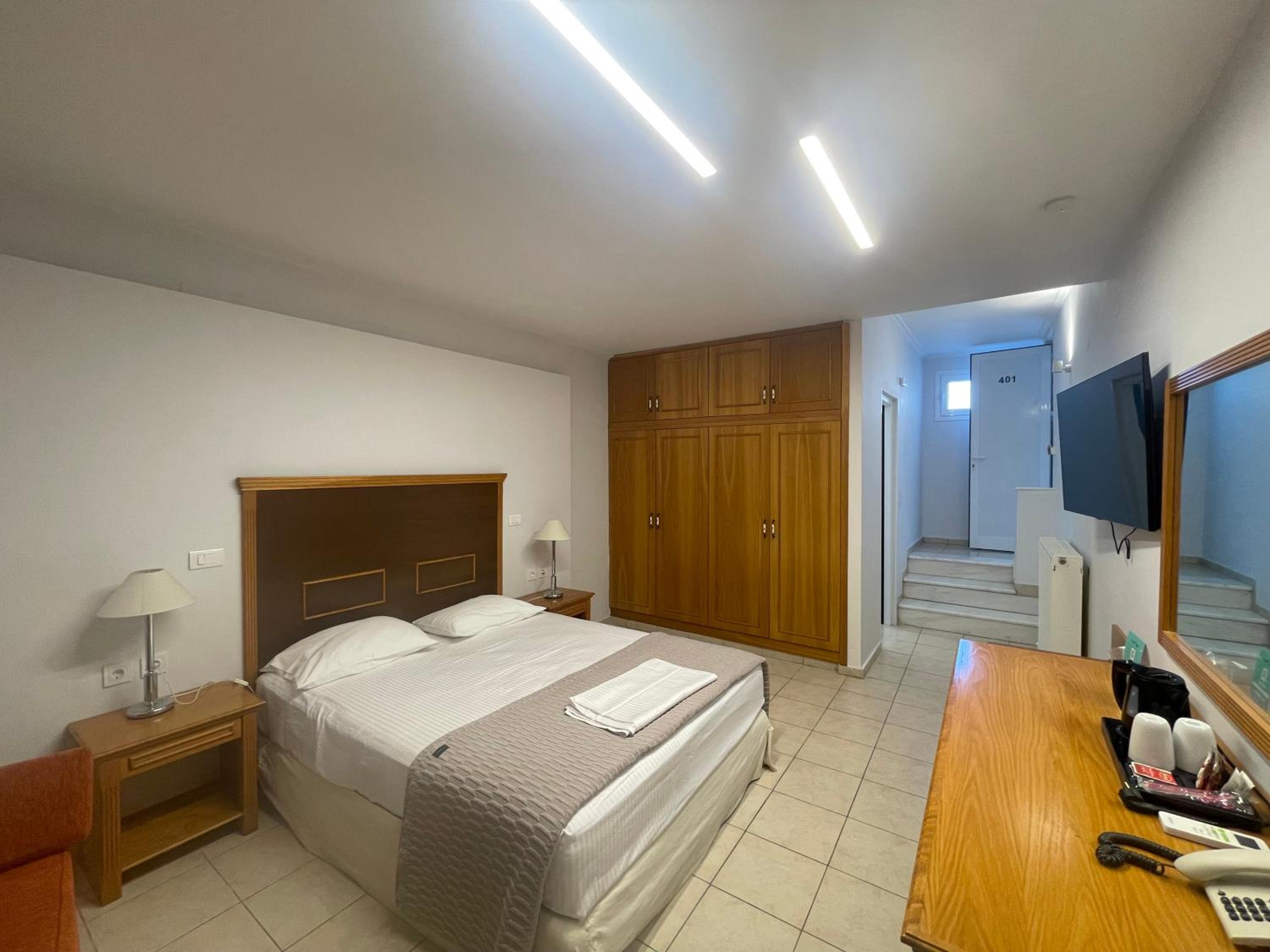 King Room with Spa Bath photo 3