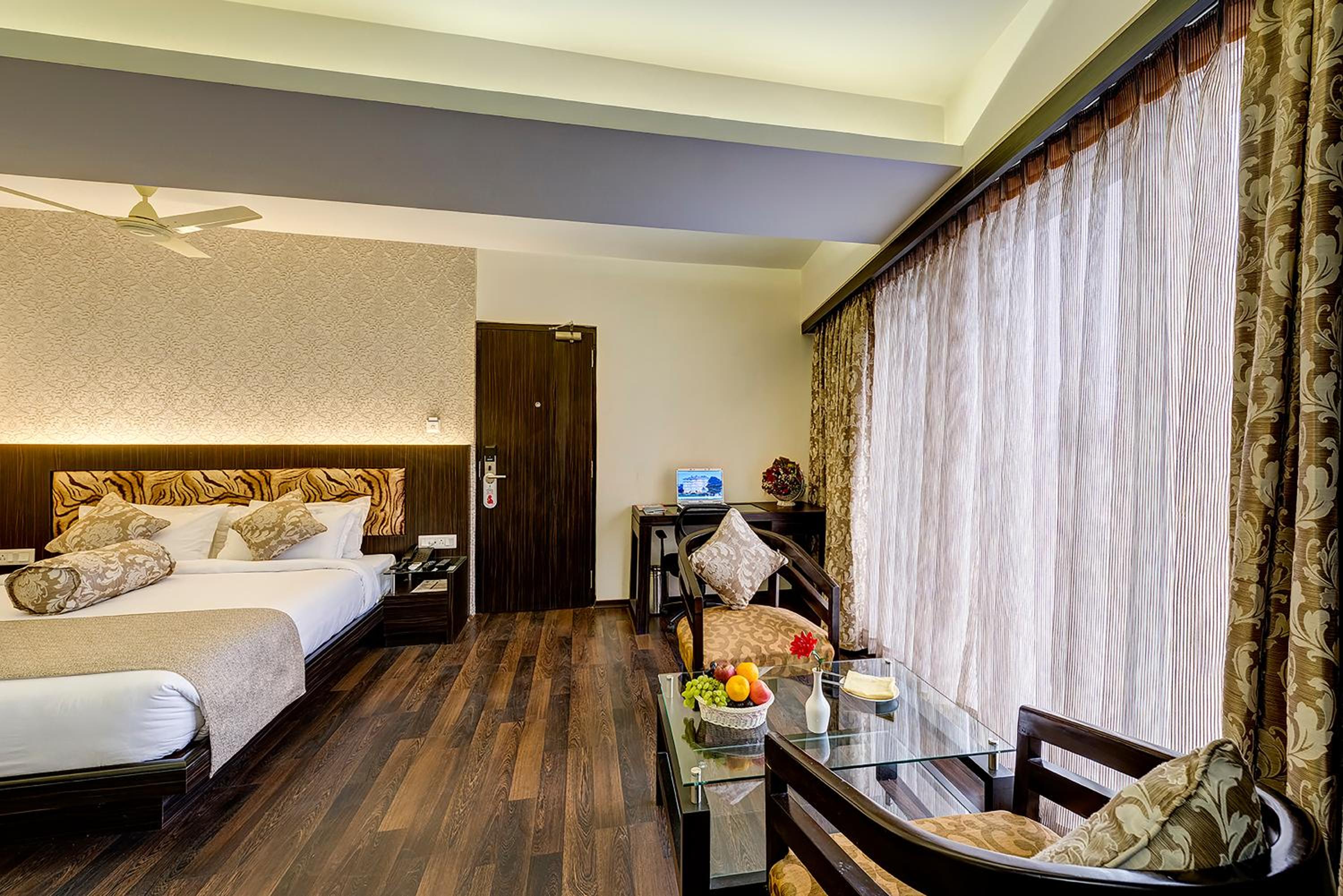 Premium Double or Twin Room photo 2