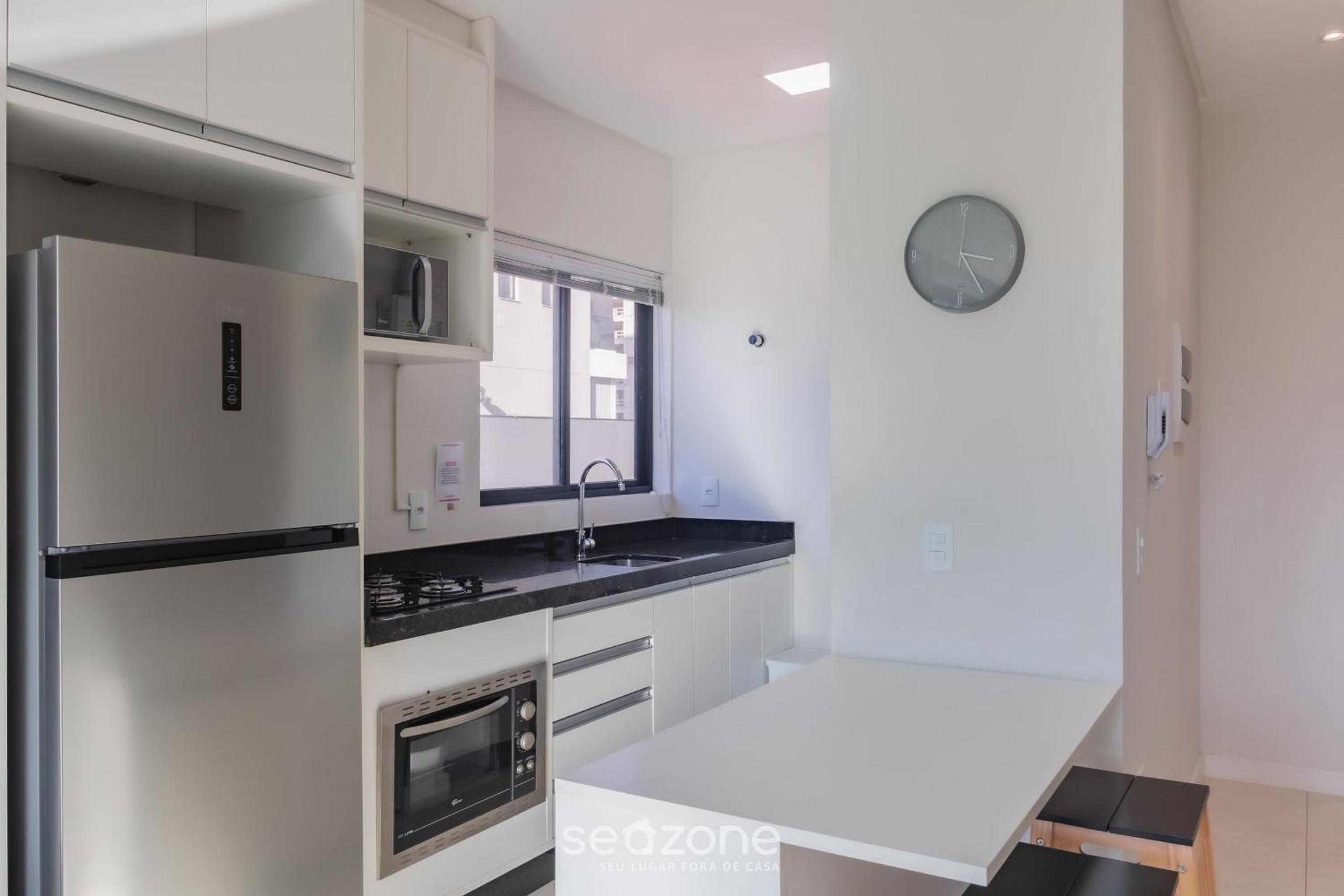 Apartment photo 3