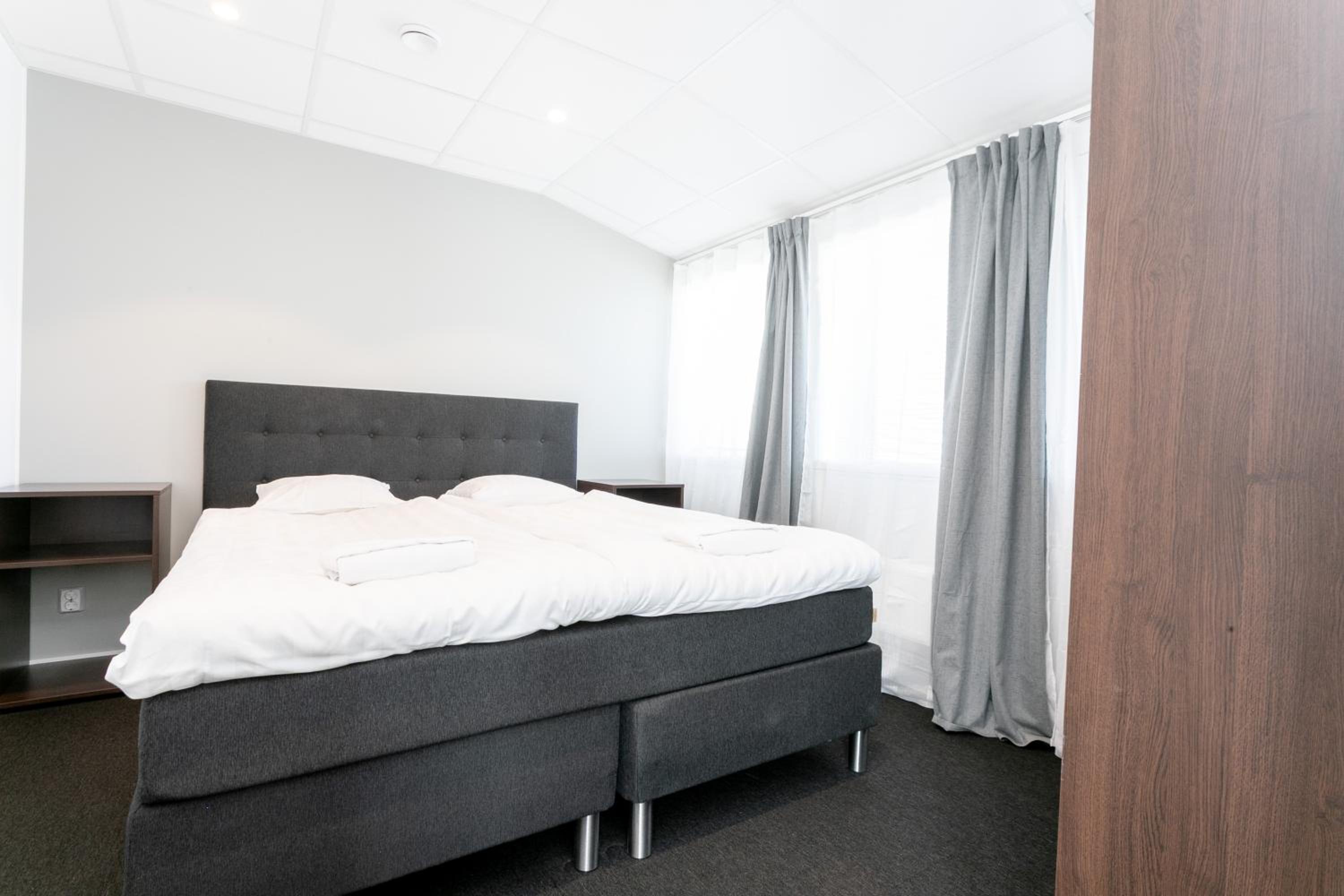 One-Bedroom Deluxe Apartment - Photo 4