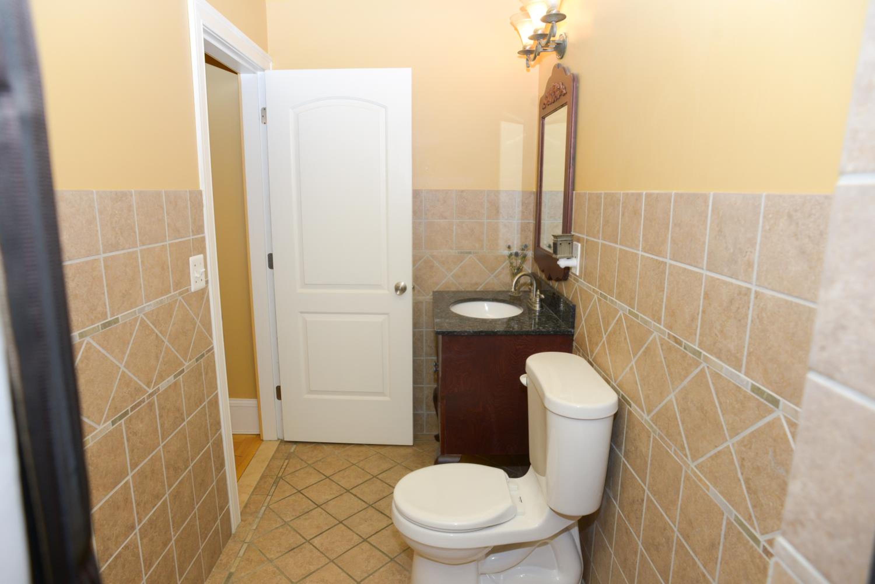 Queen Room with City View photo 2