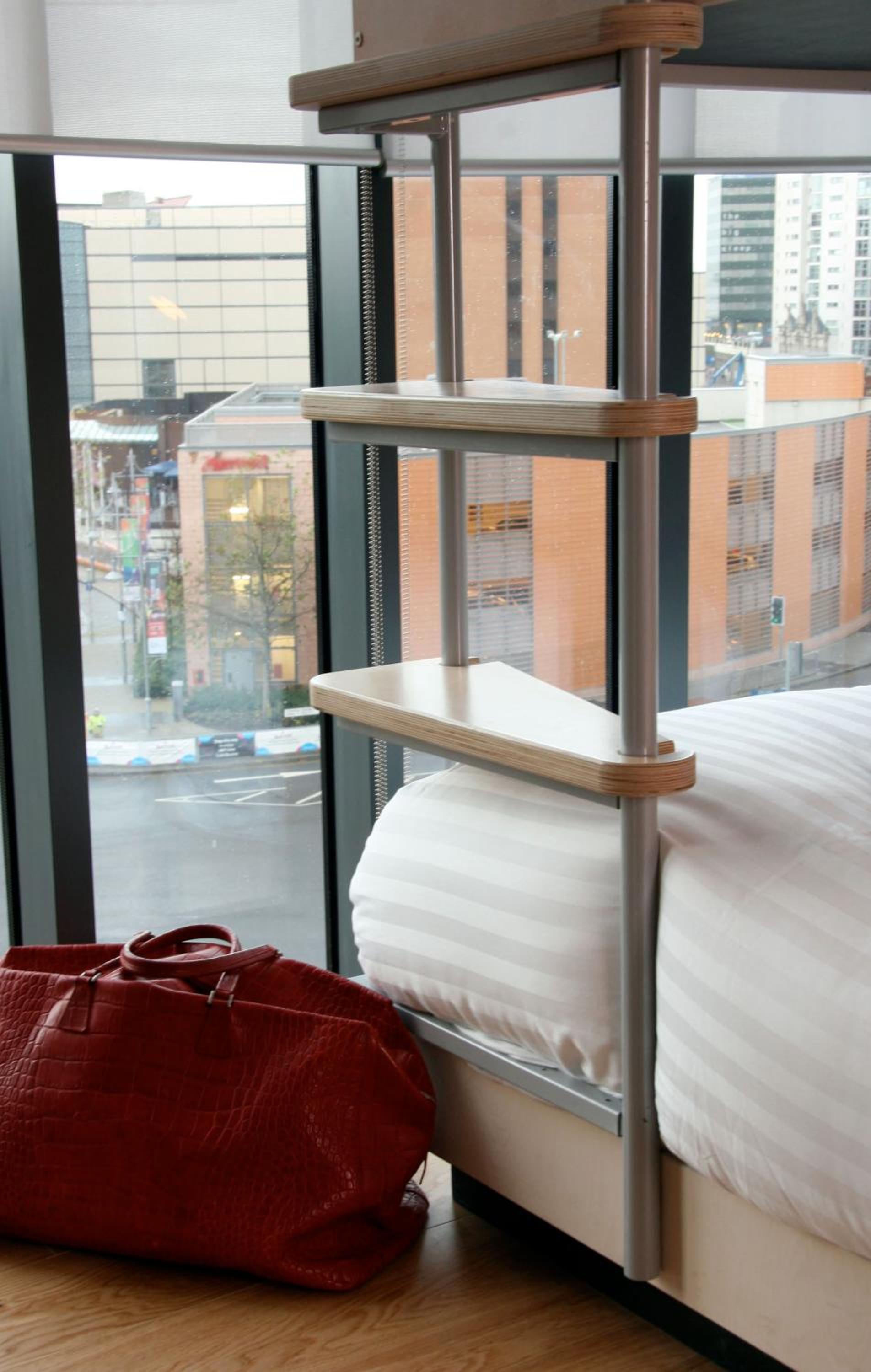 Twin Room With Bunk Beds - Photo 9