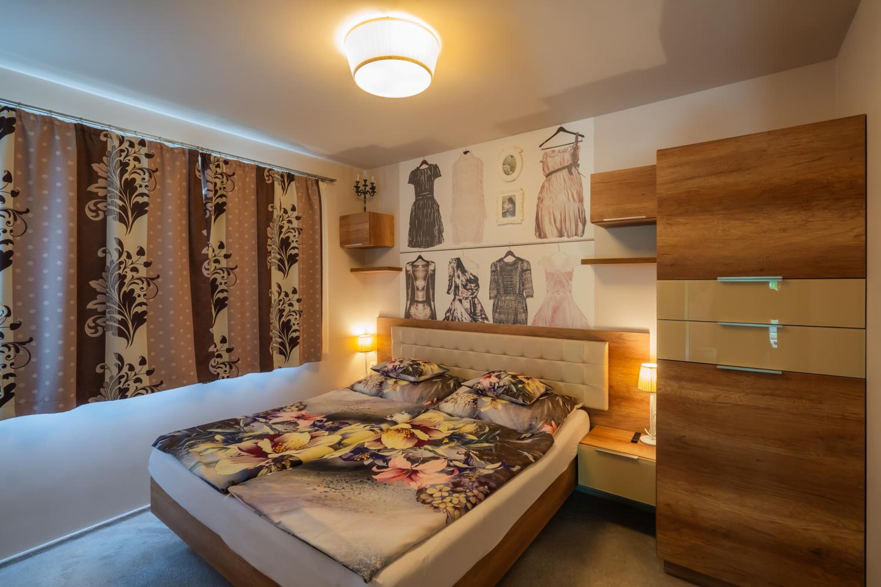 Superior One-Bedroom Apartment with Balcony