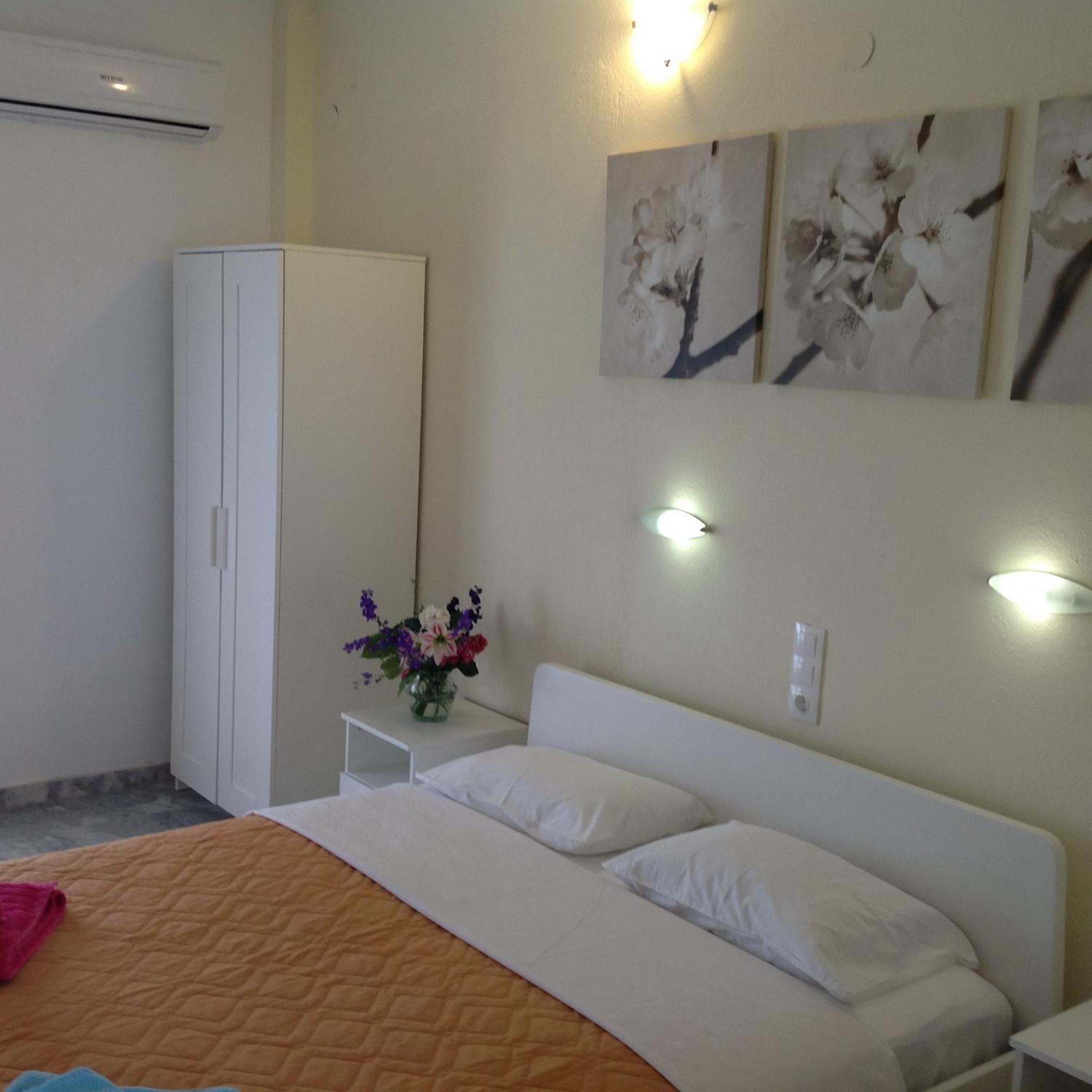 Studio with Sea View - Photo 12