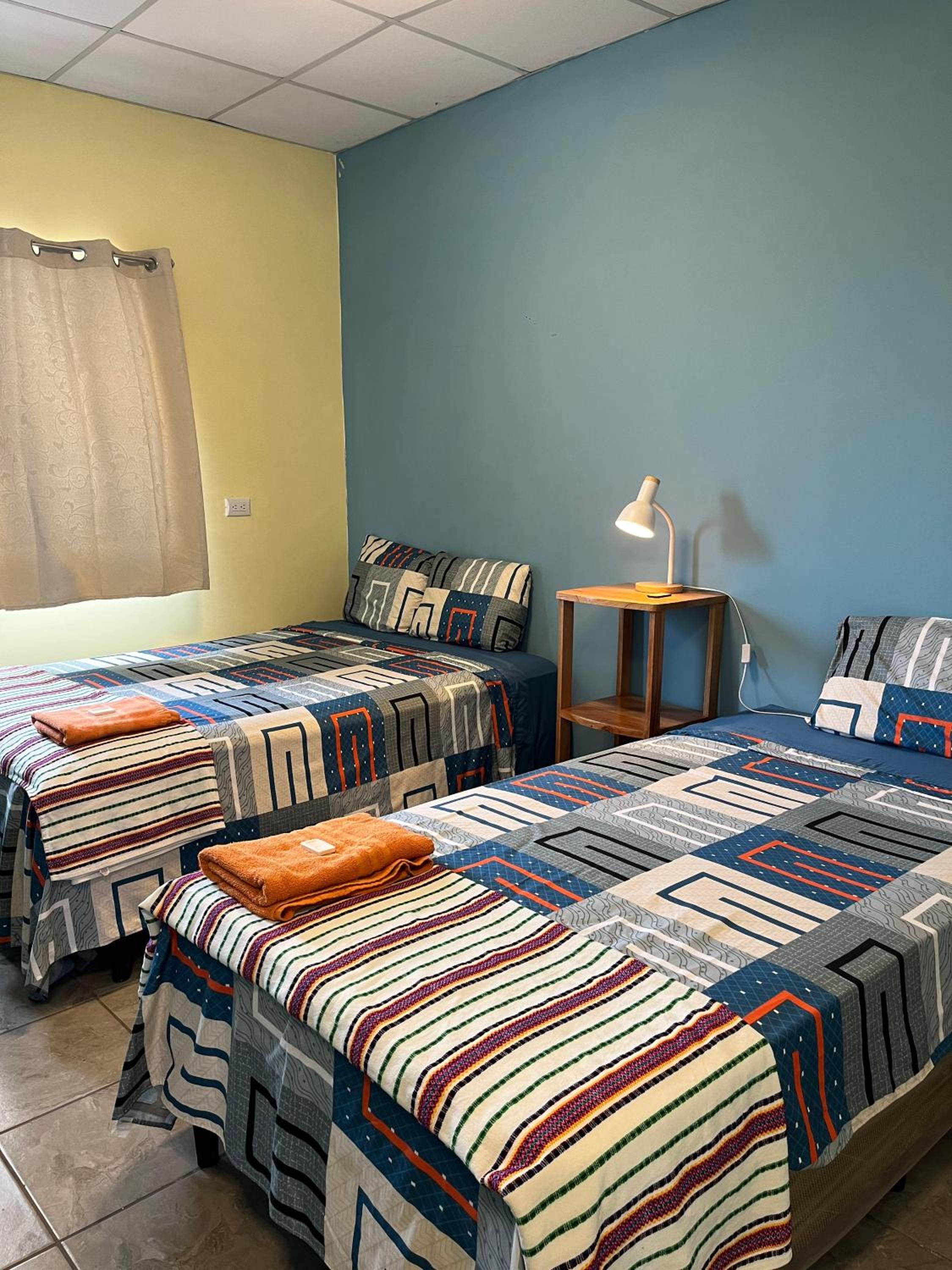 Quadruple Room with Private Bathroom photo 2