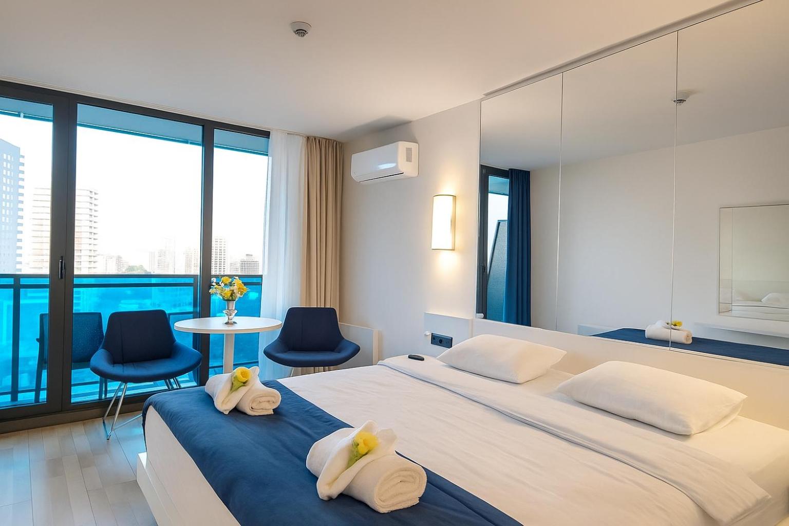 Suite with Sea View - Photo 2