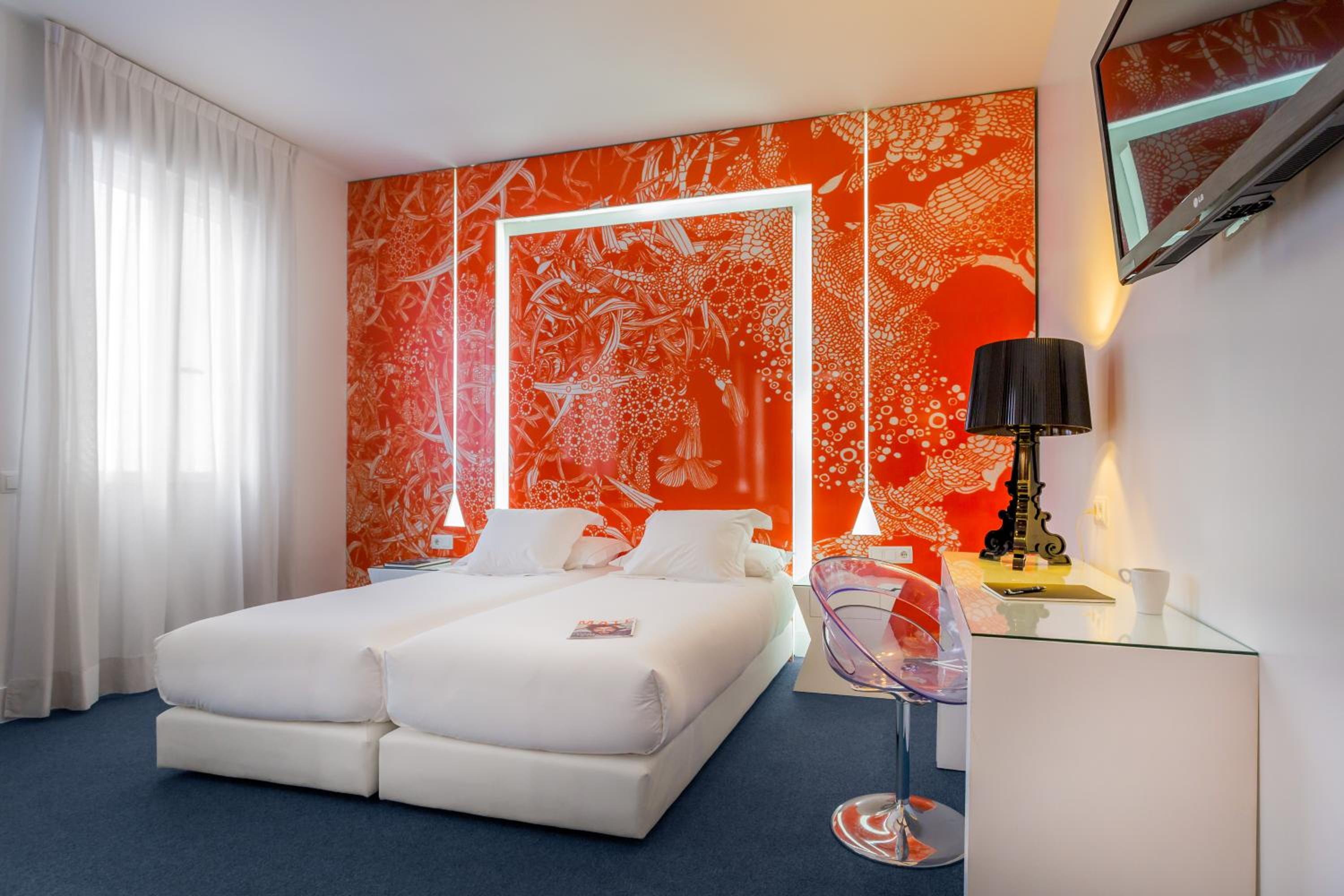 Double or Twin Room - Photo 3