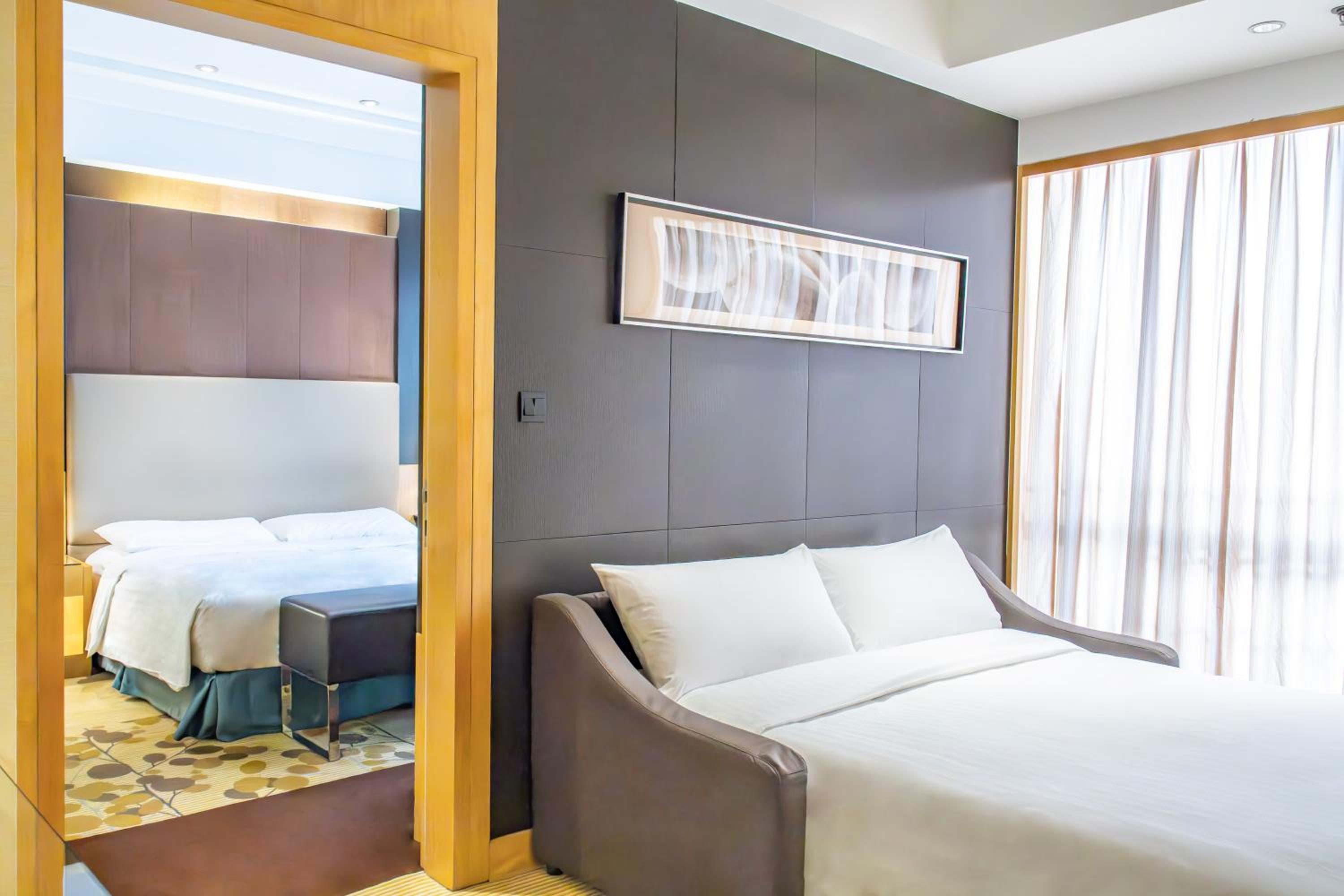 Family Suite with Sofa Bed photo 1