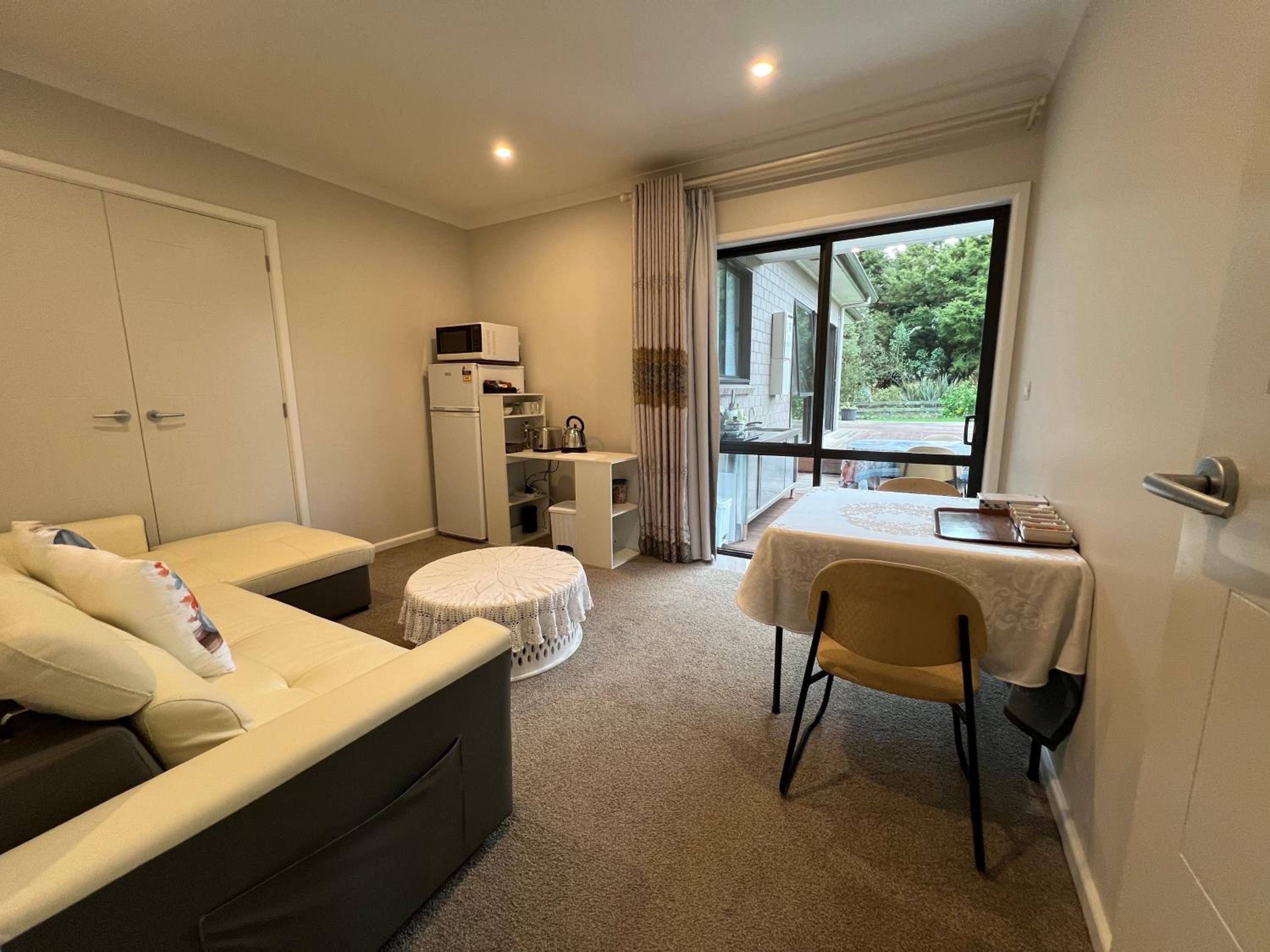 Deluxe King Suite