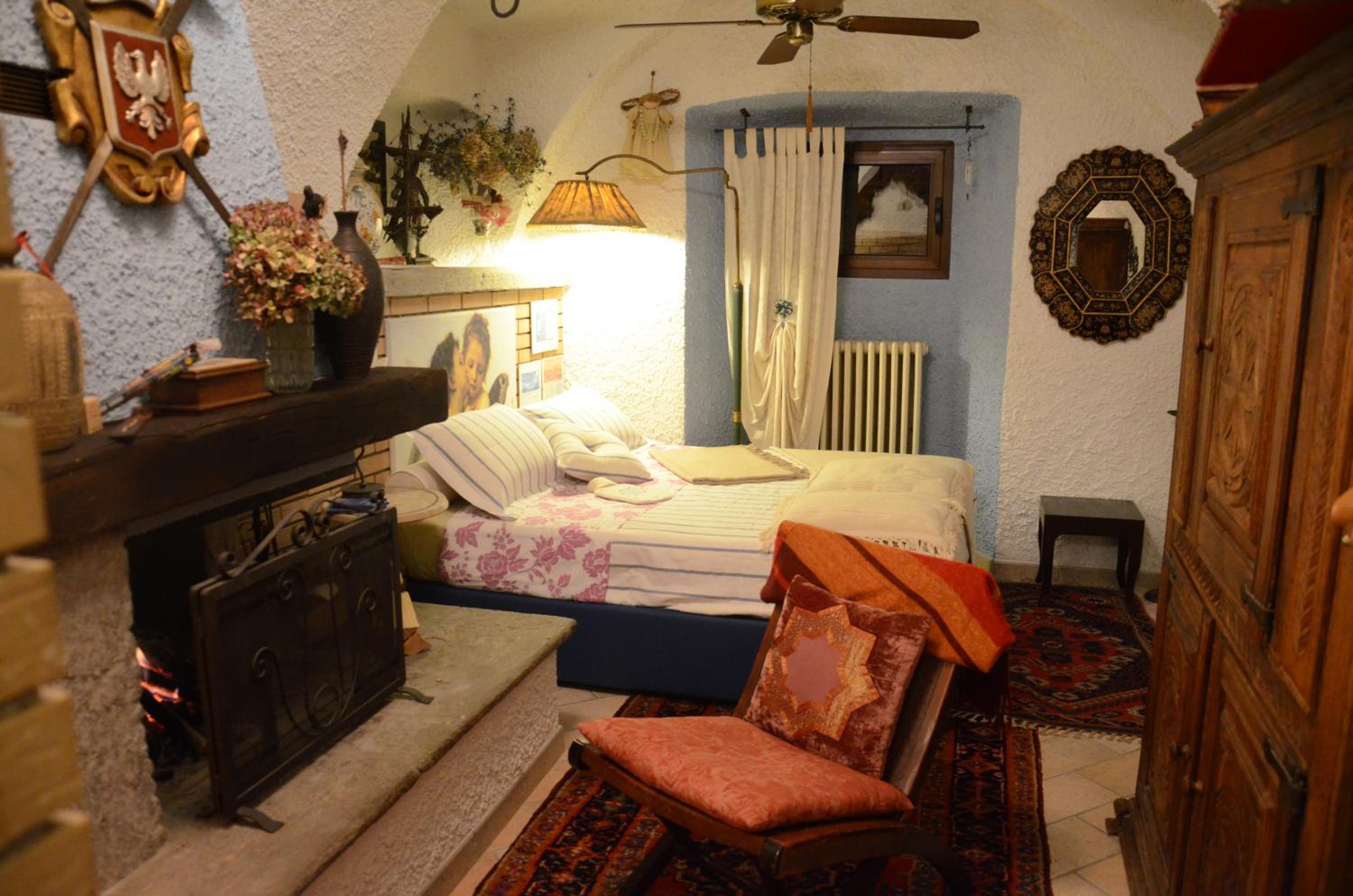 Double Room with Private Bathroom photo 1