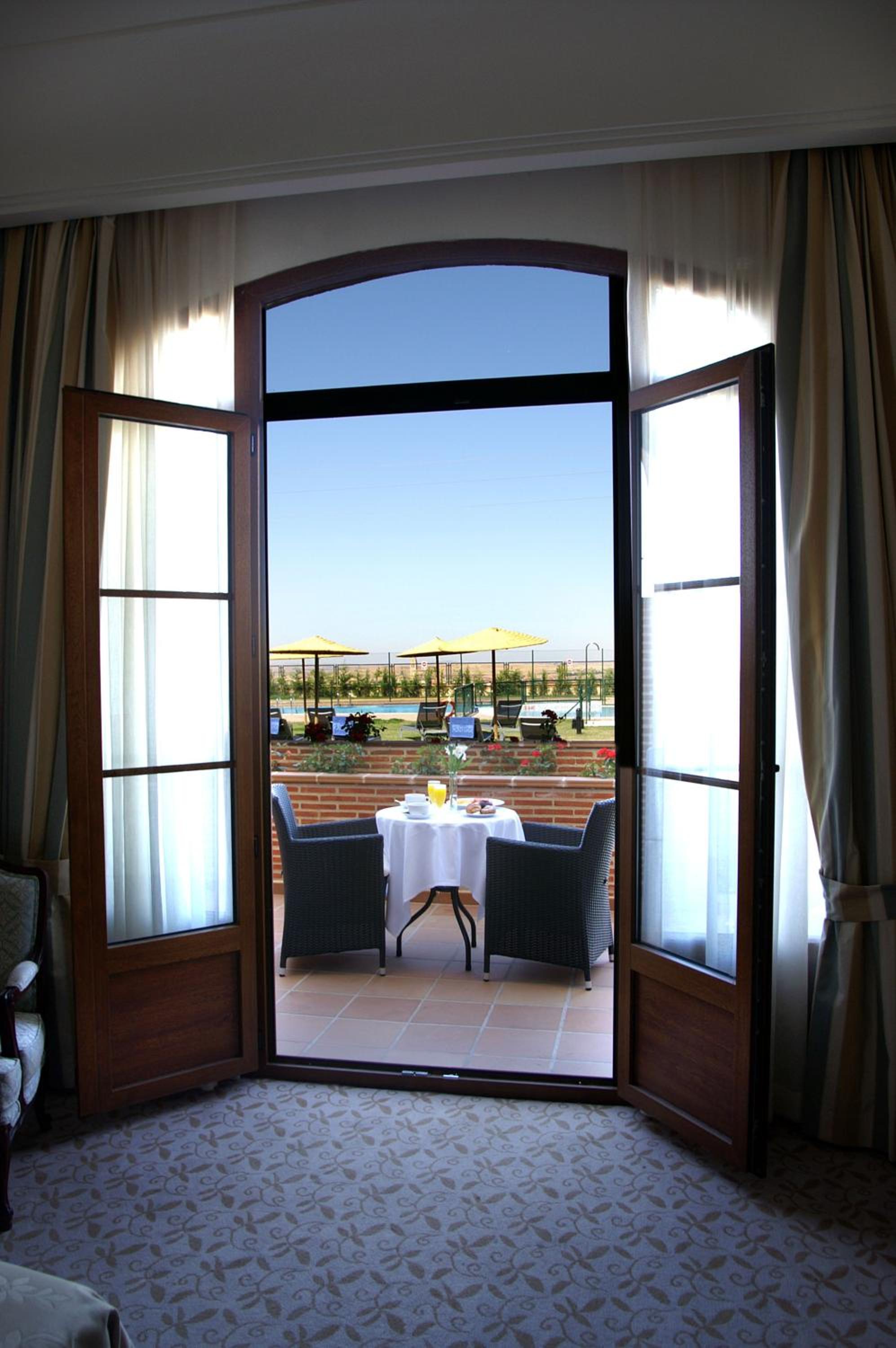 Twin Room with Terrace - Photo 3