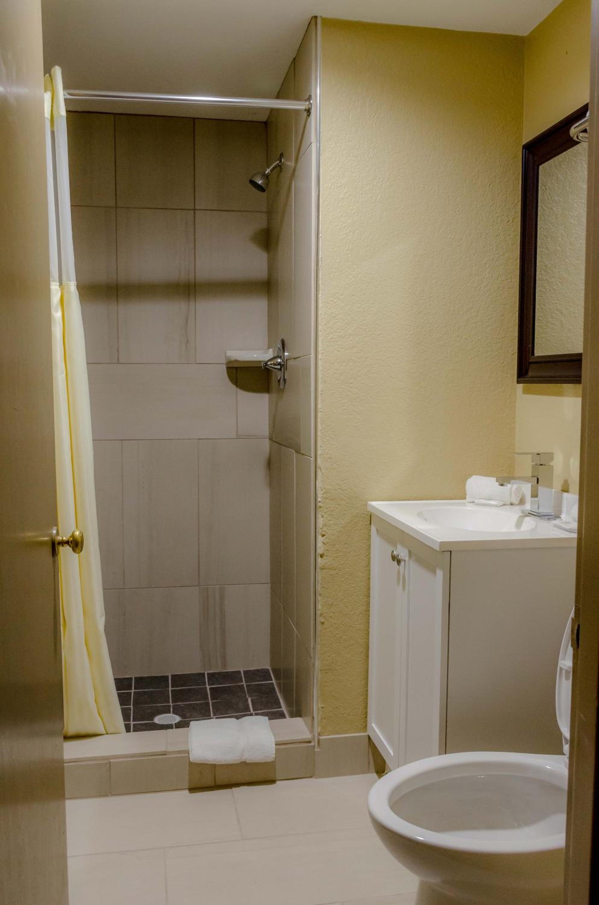 Double Room with Two Double Beds - Non-Smoking