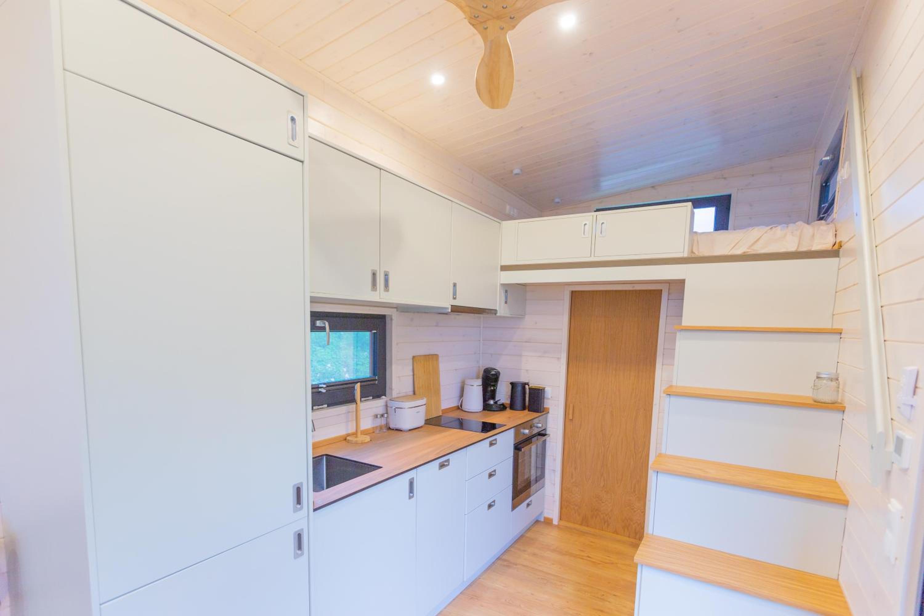 Luxury Tiny House (Sea View) Skarrev #09 photo 3