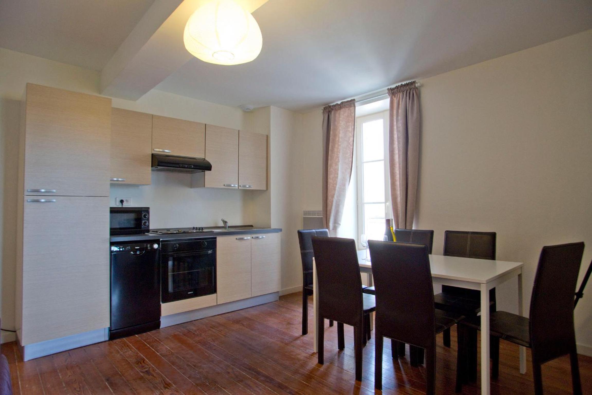 Apartment photo 3