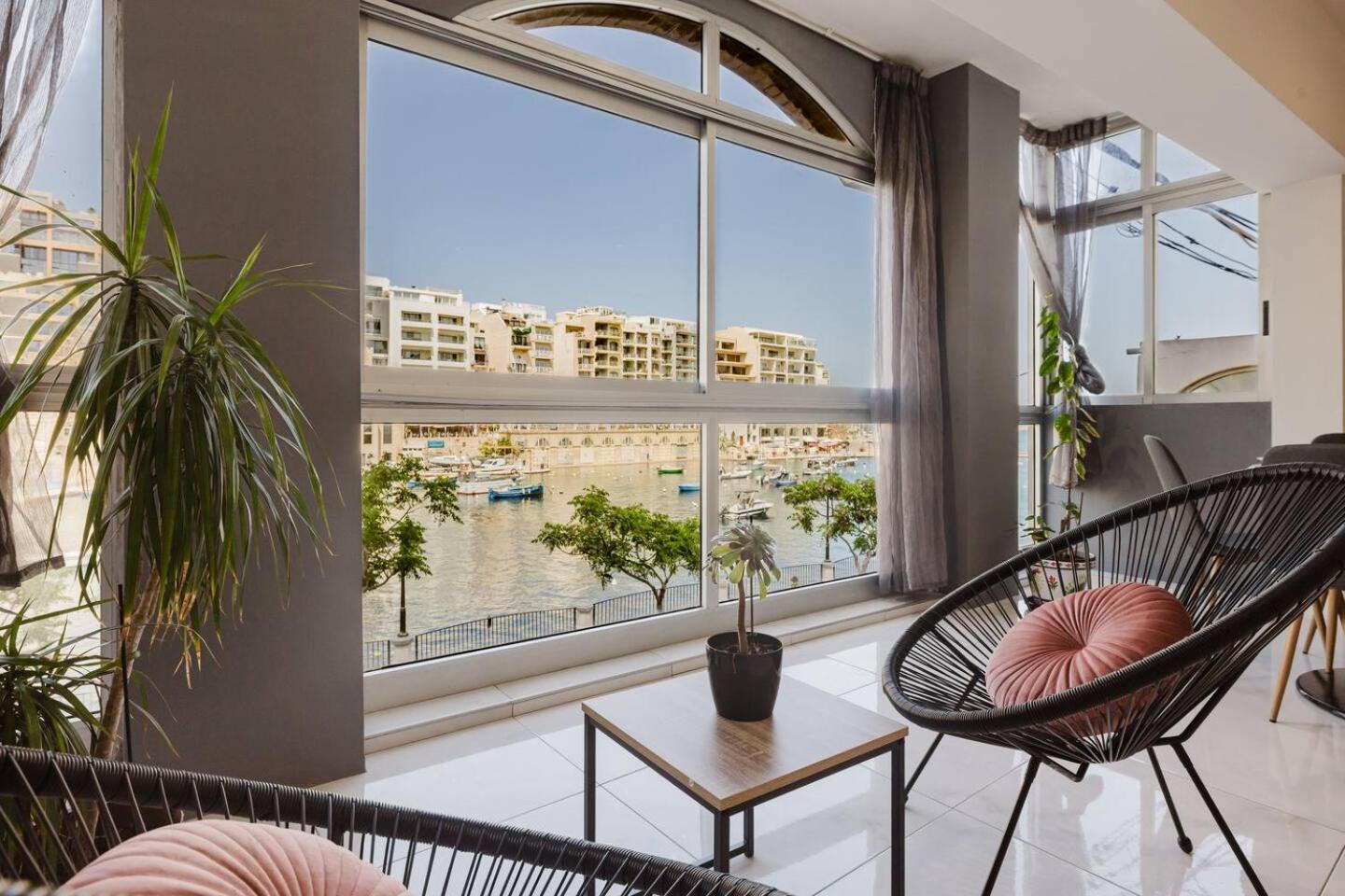 Apartment with Sea View