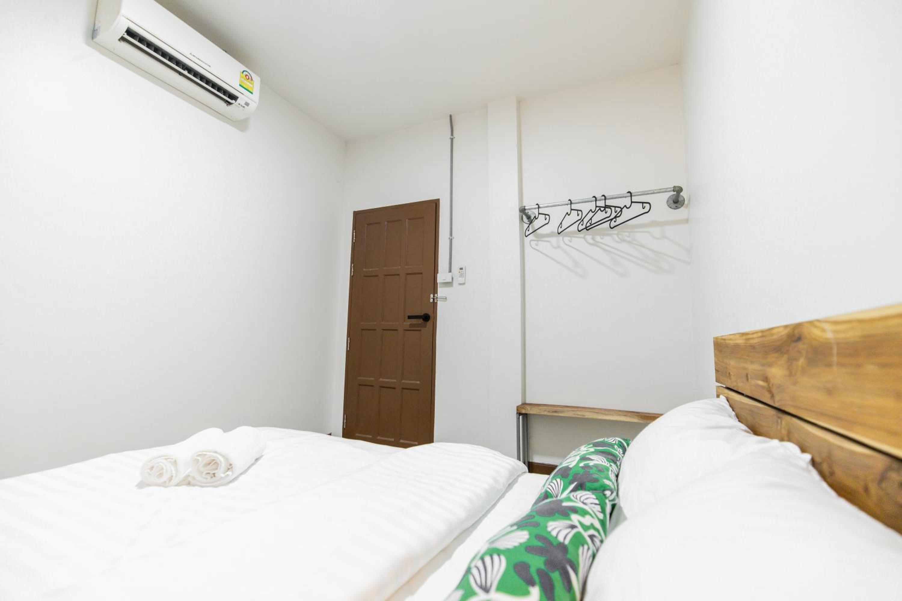 Double Room with Private External Bathroom photo 1