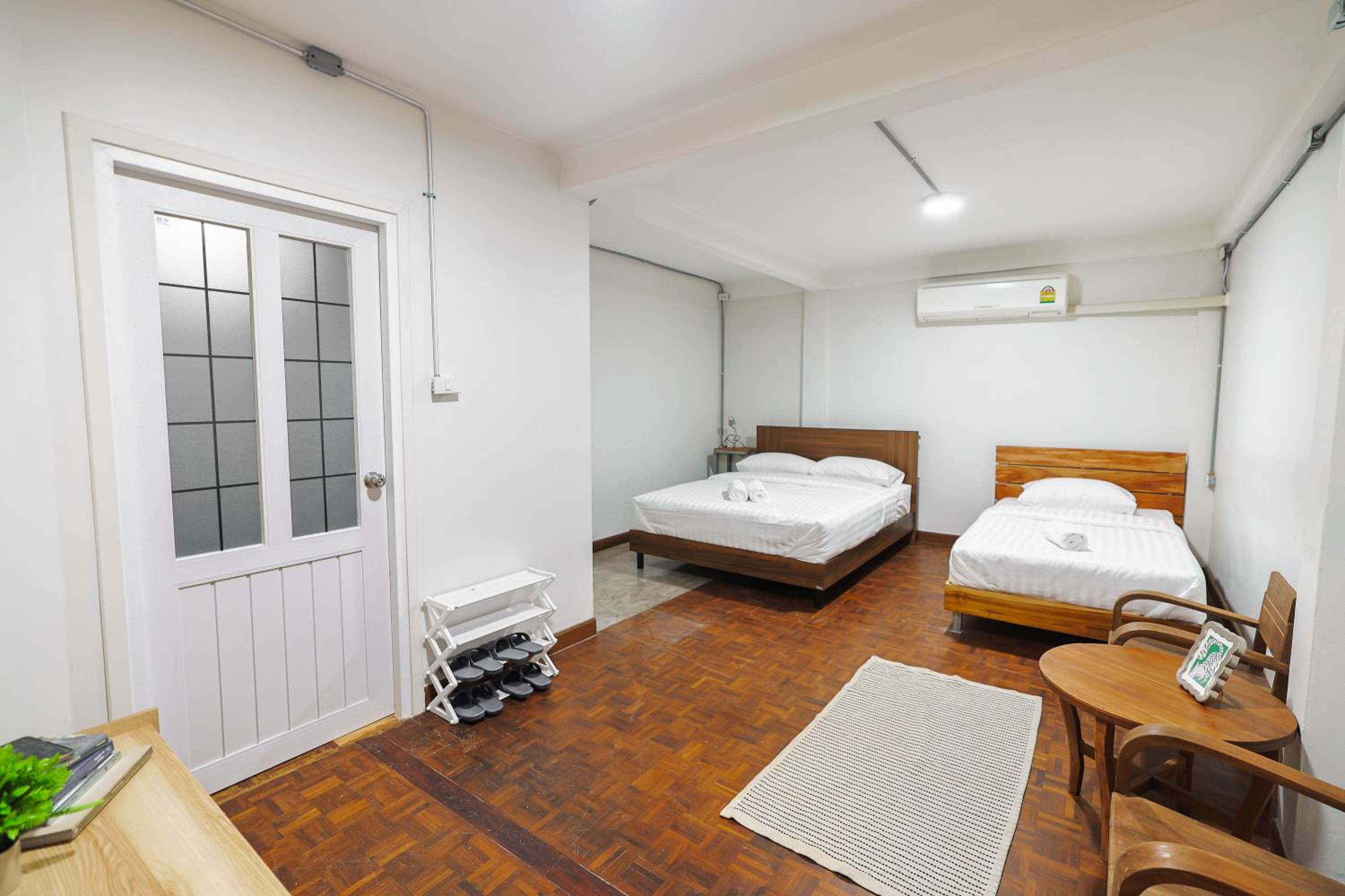 Triple Room with Private Bathroom photo 1