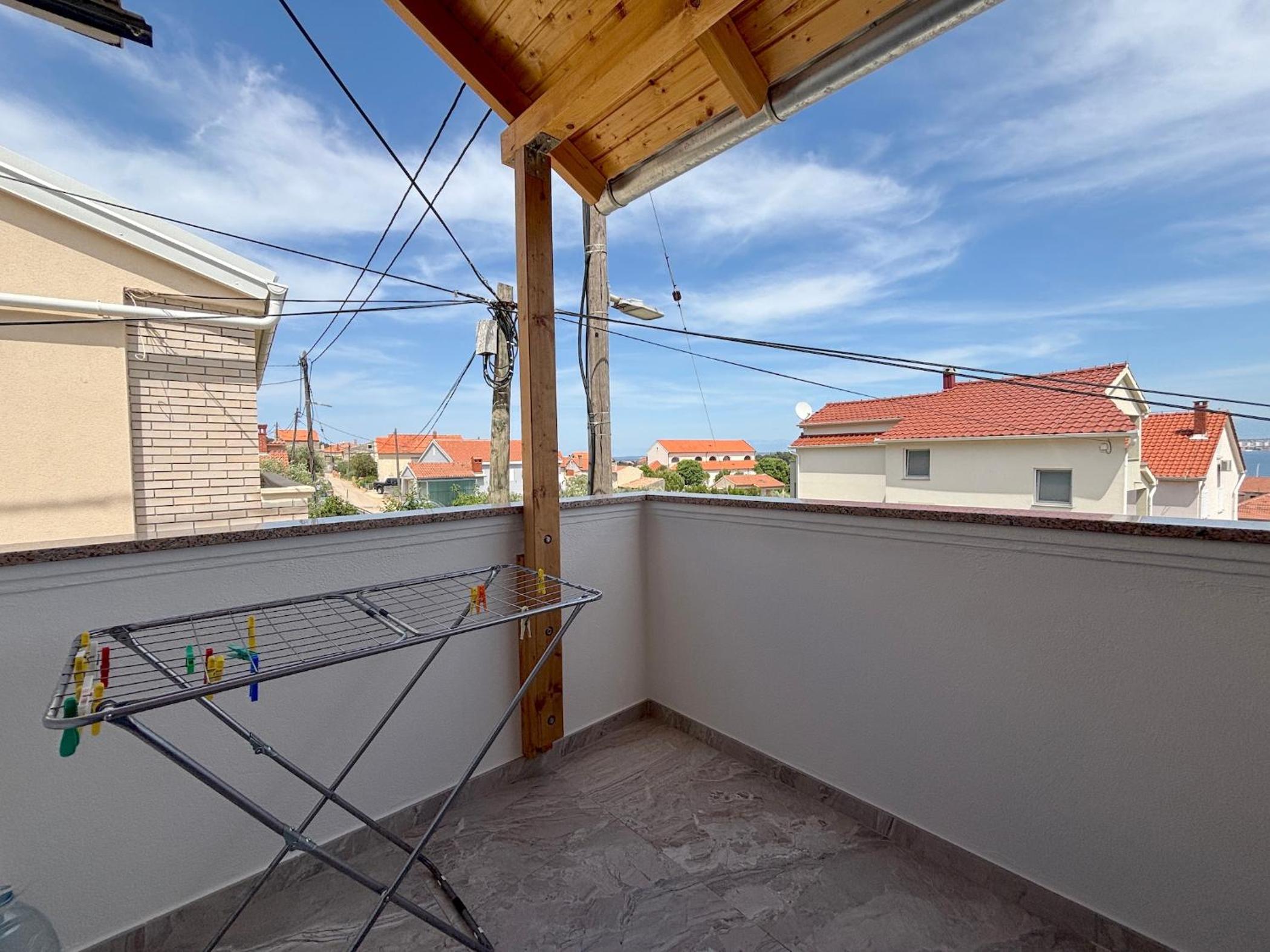 One-Bedroom Apartment with Balcony and Sea View photo 2