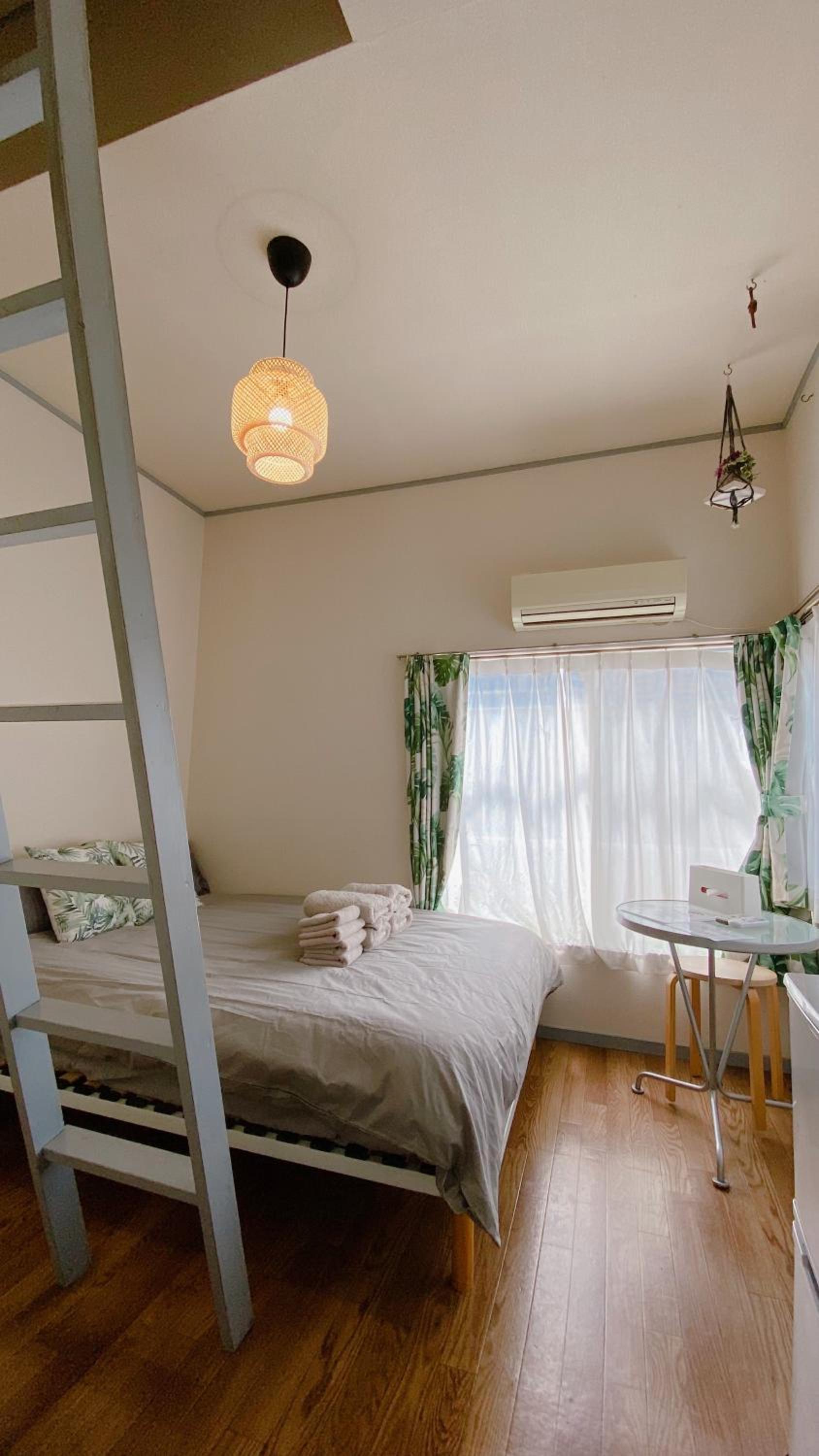 One-bedroom Loft Apartment  photo 1