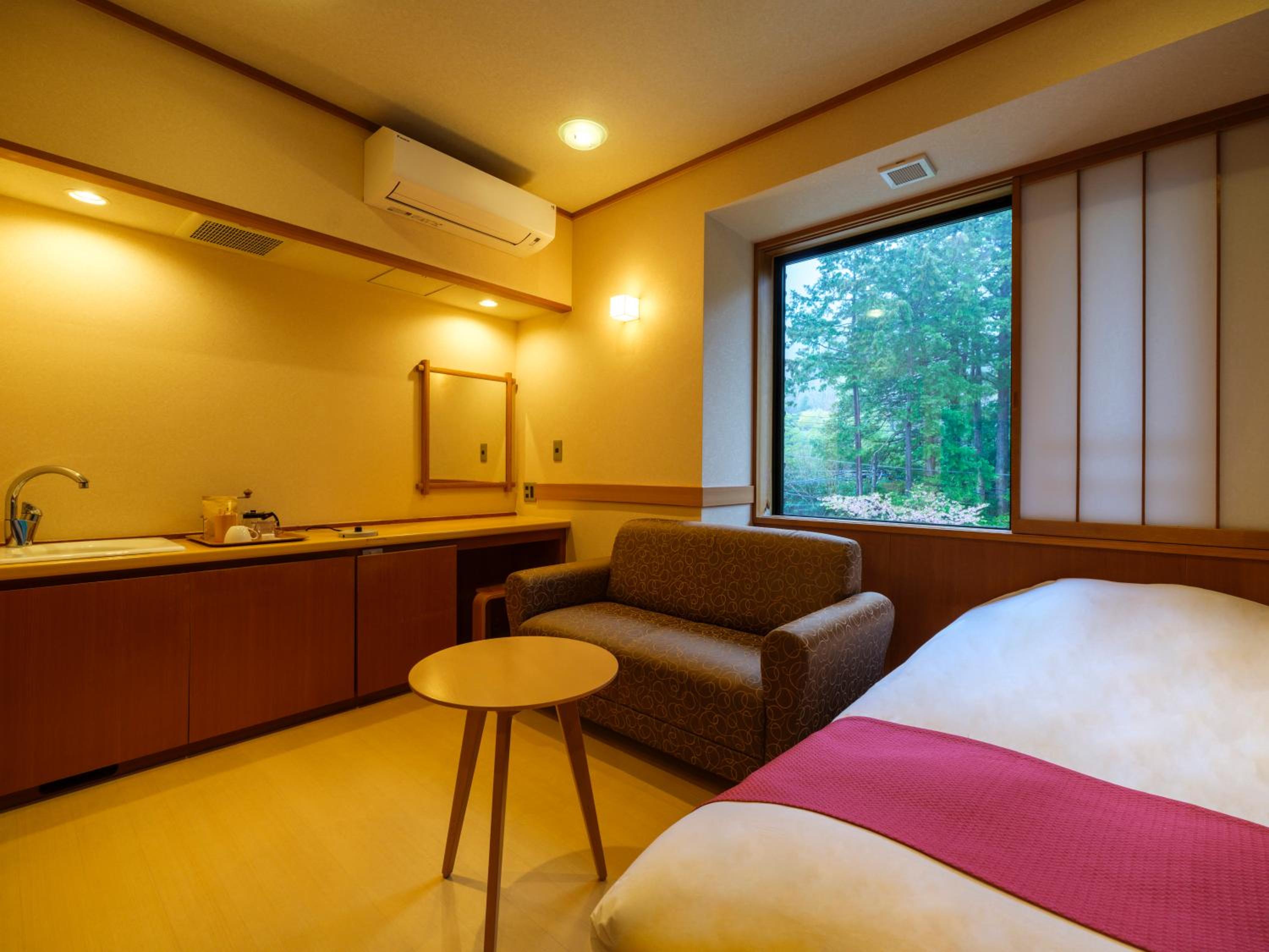 Western Style Small-Double Room 18 square yards - Non-Smoking photo 2