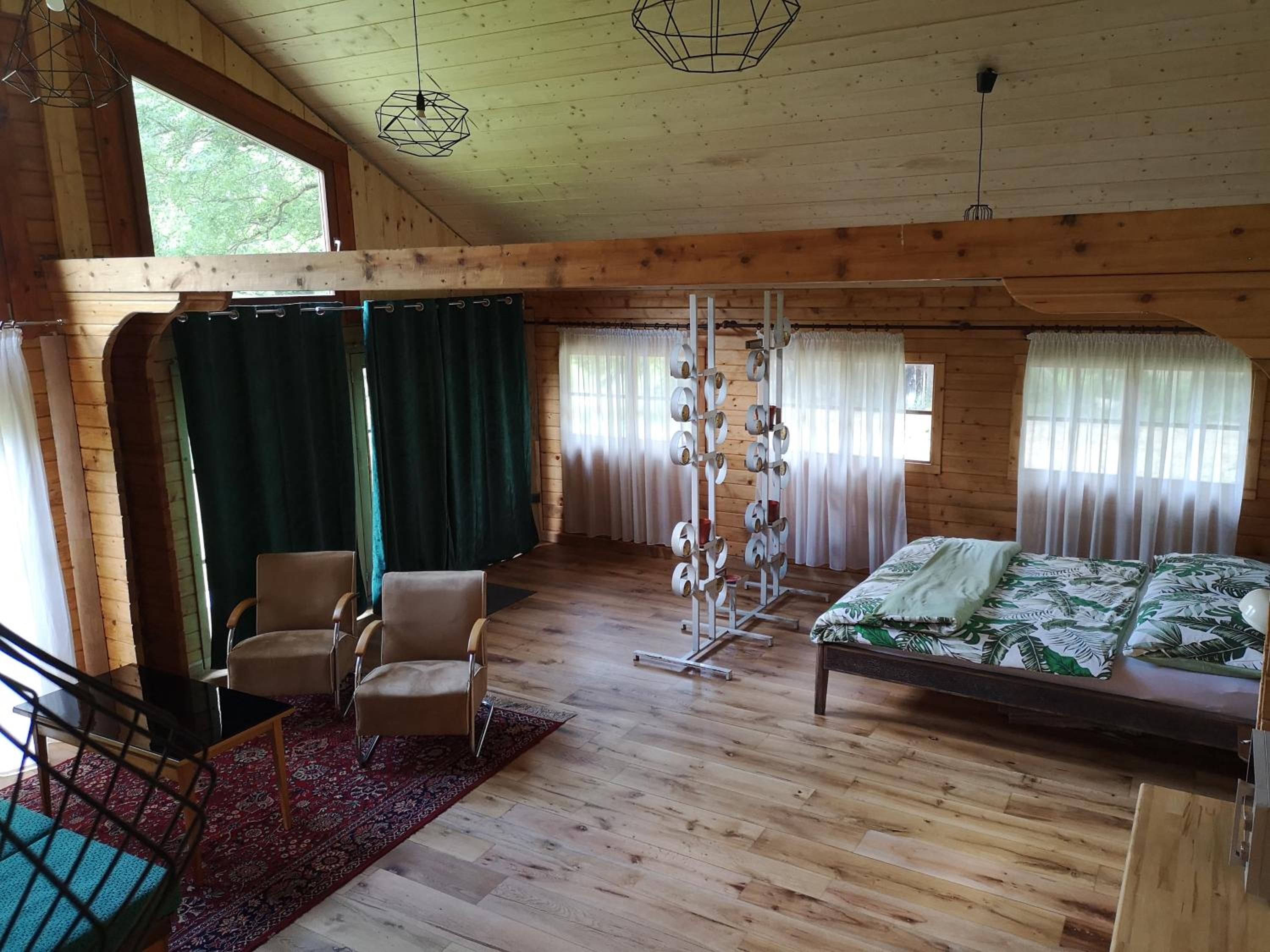 Cottage with Garden View - Photo 9