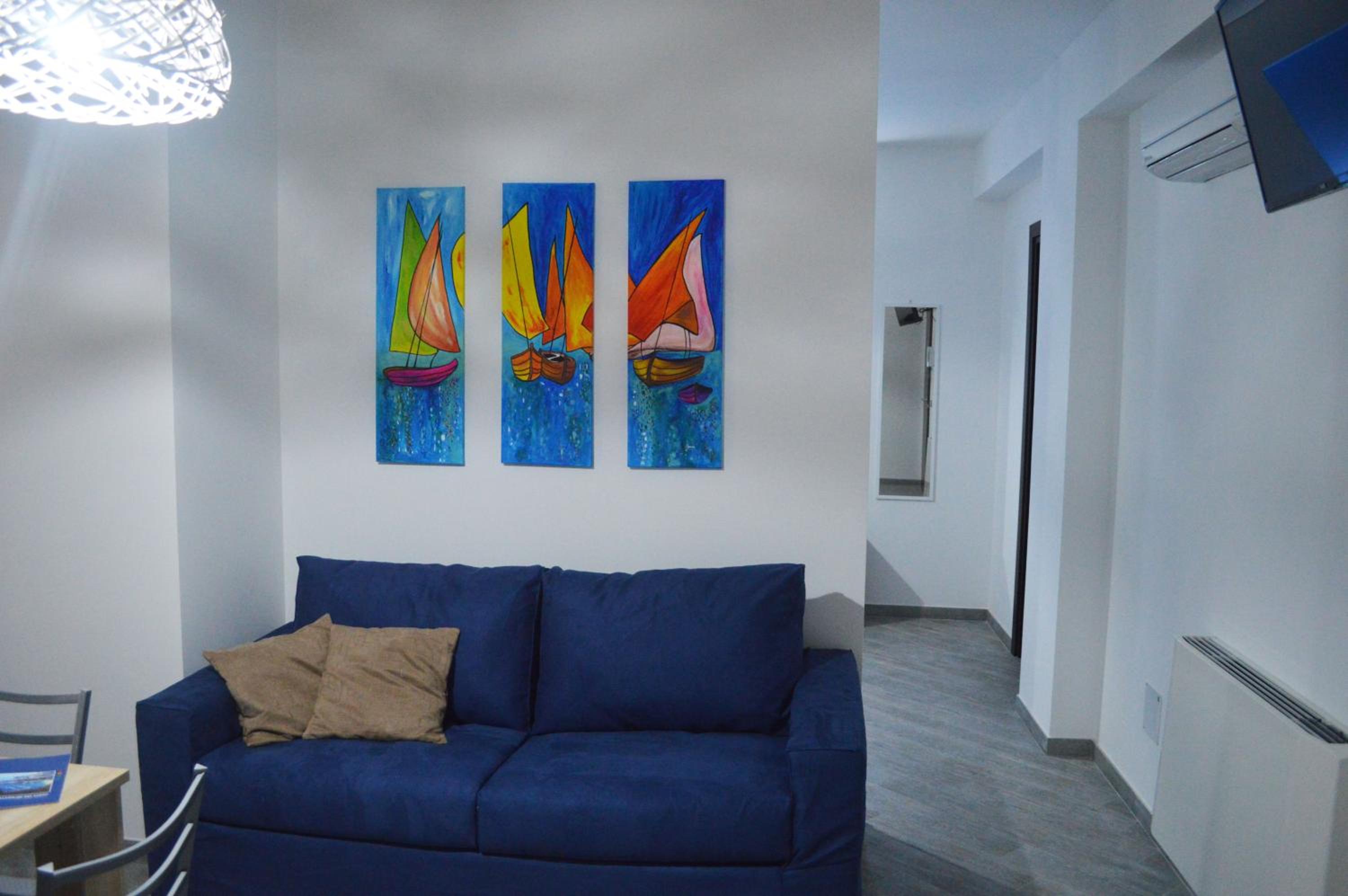Deluxe One-Bedroom Apartment - Via P. Calvi 35 photo 2