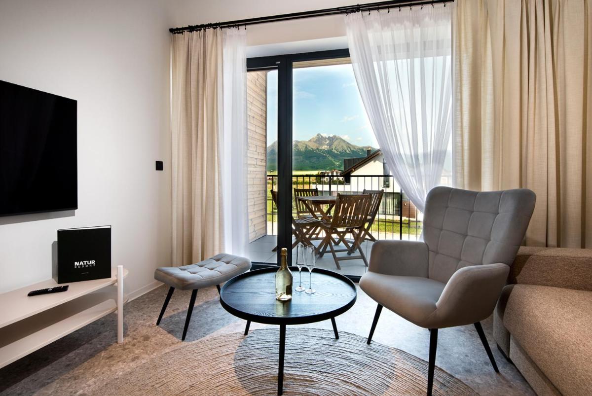 Apartment with Mountain View photo 1