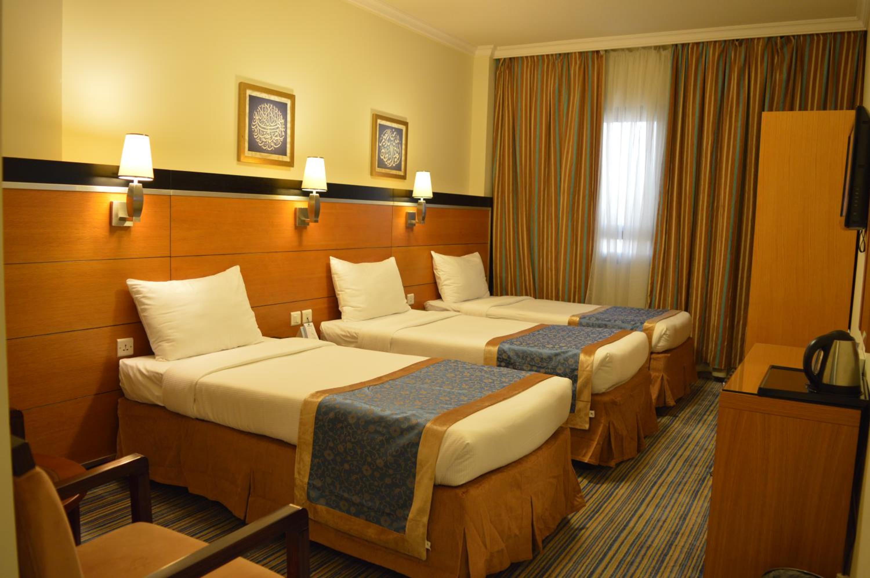 Triple Room with City View photo 2
