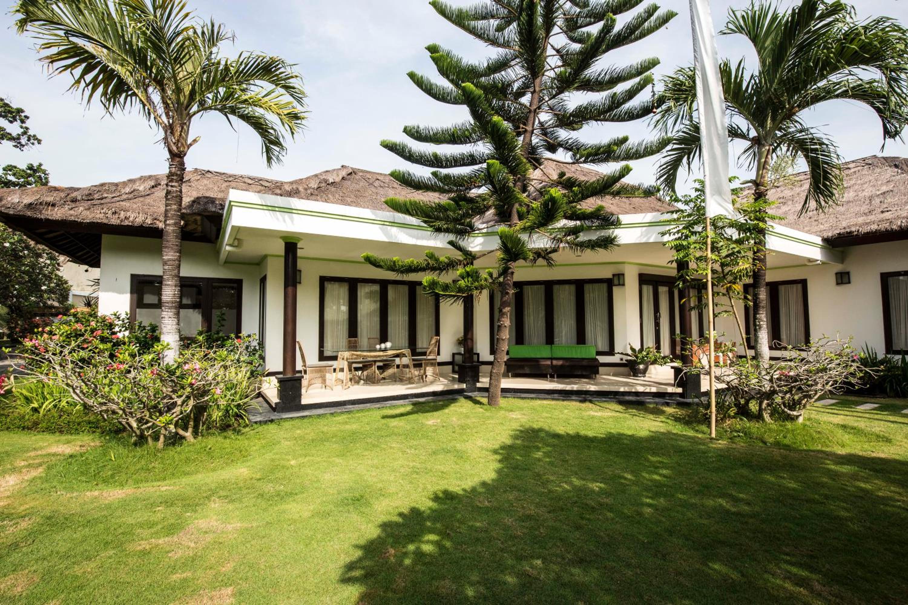 Two-Bedroom Villa with Pool Access - Photo 7
